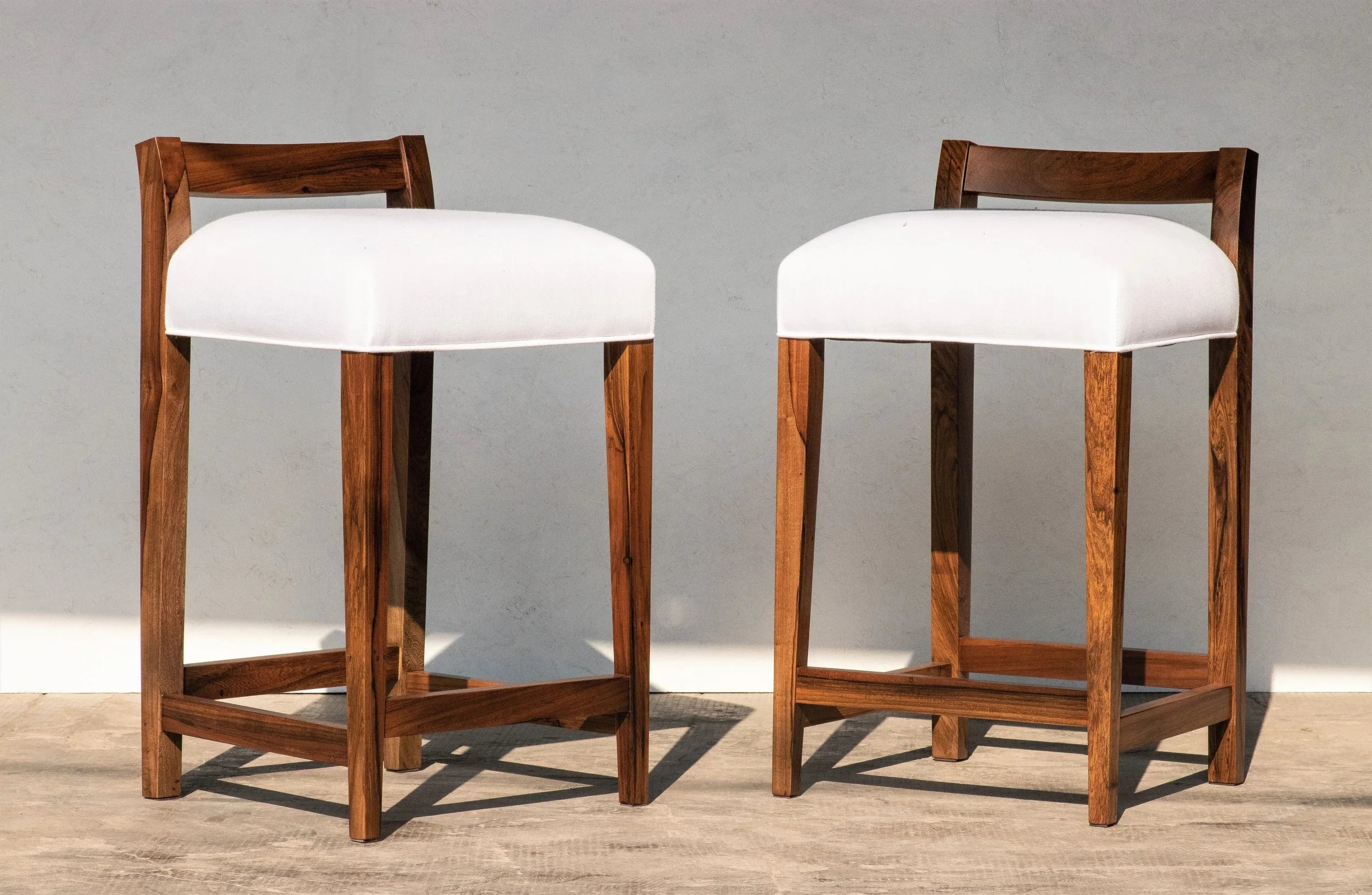 Set of 8 Umberto Counter Stools in White Fabric