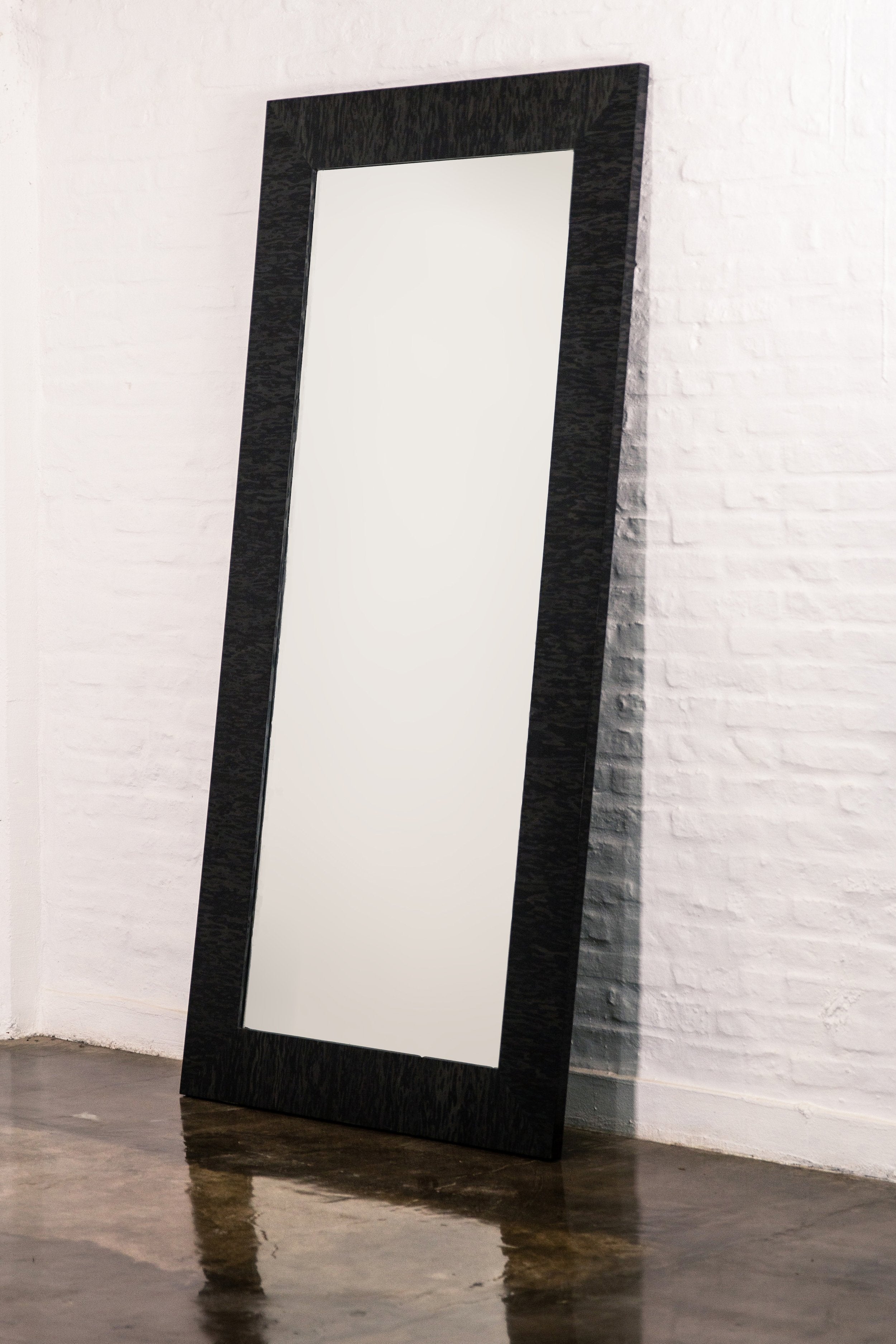 Desdemona Mirror