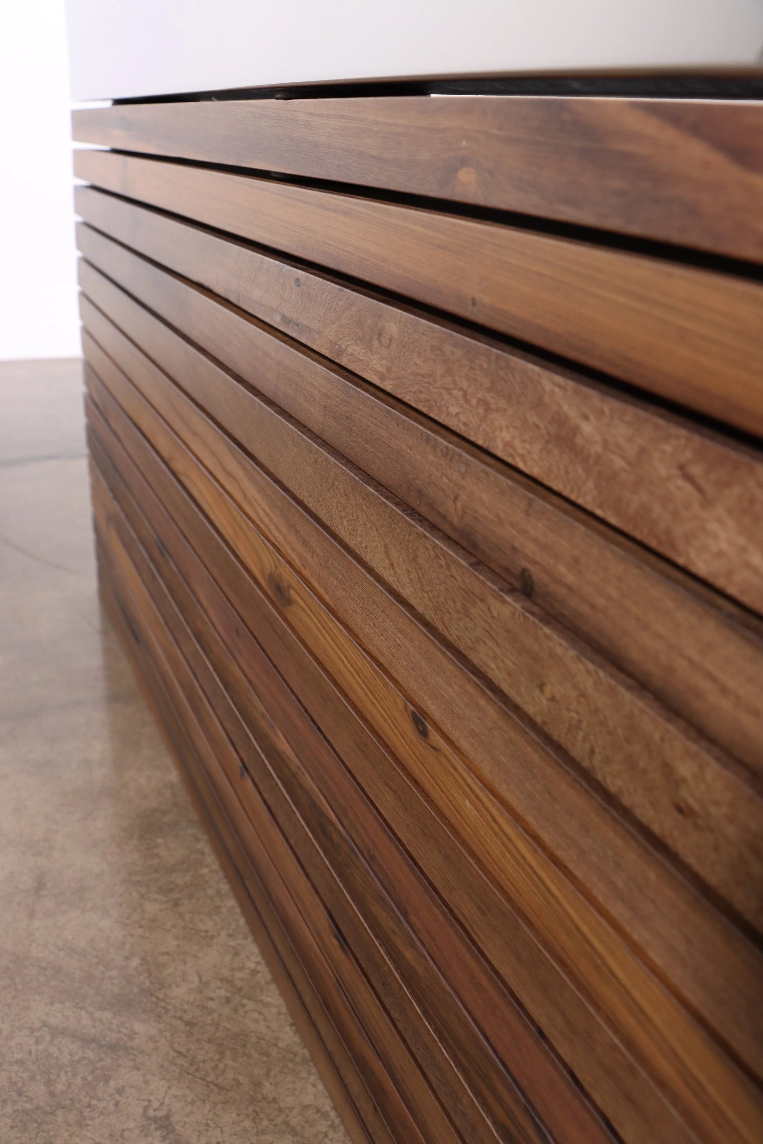 Argilla Table