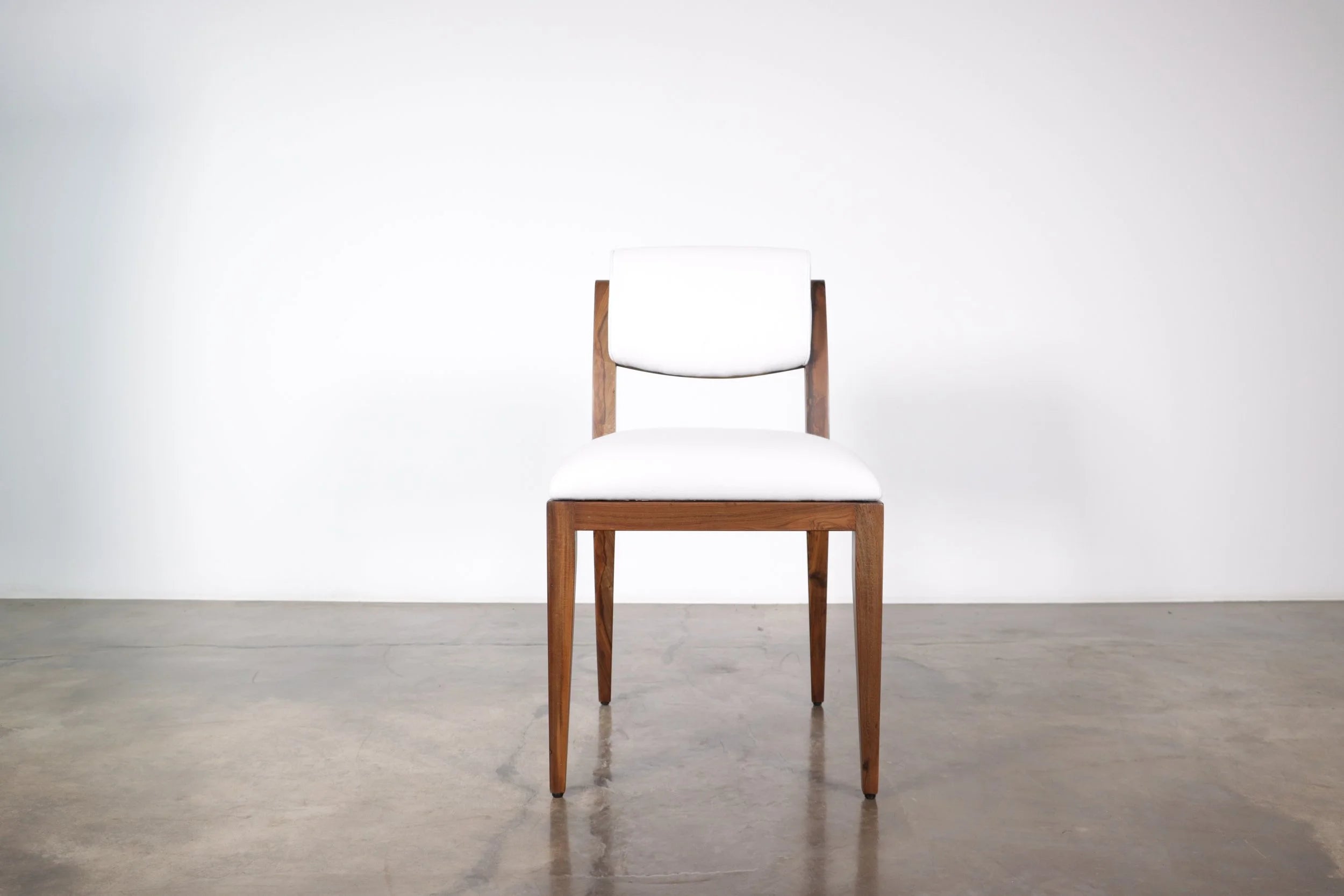 Gianni Chair in White Fabric