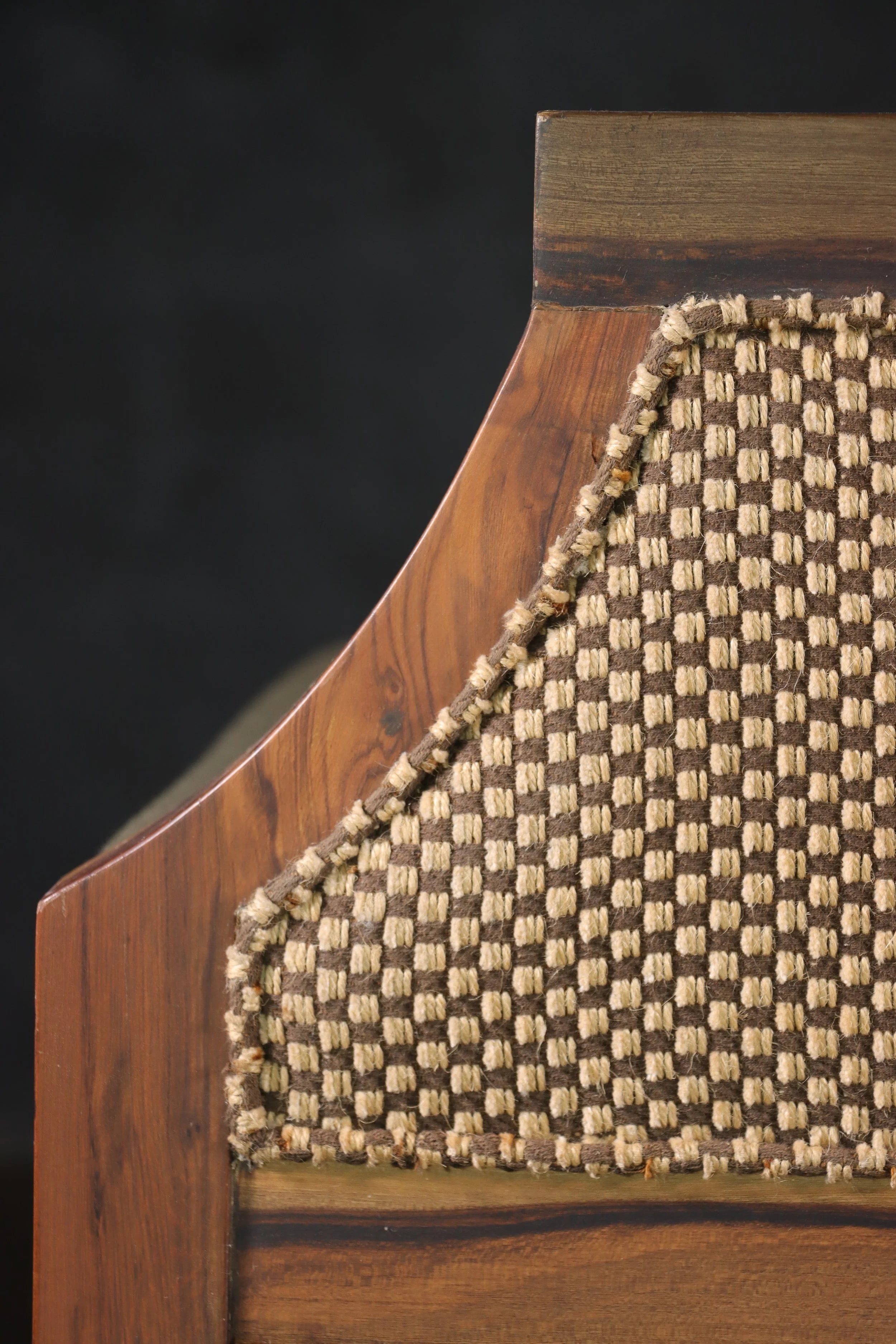 Nicostrato Bench
