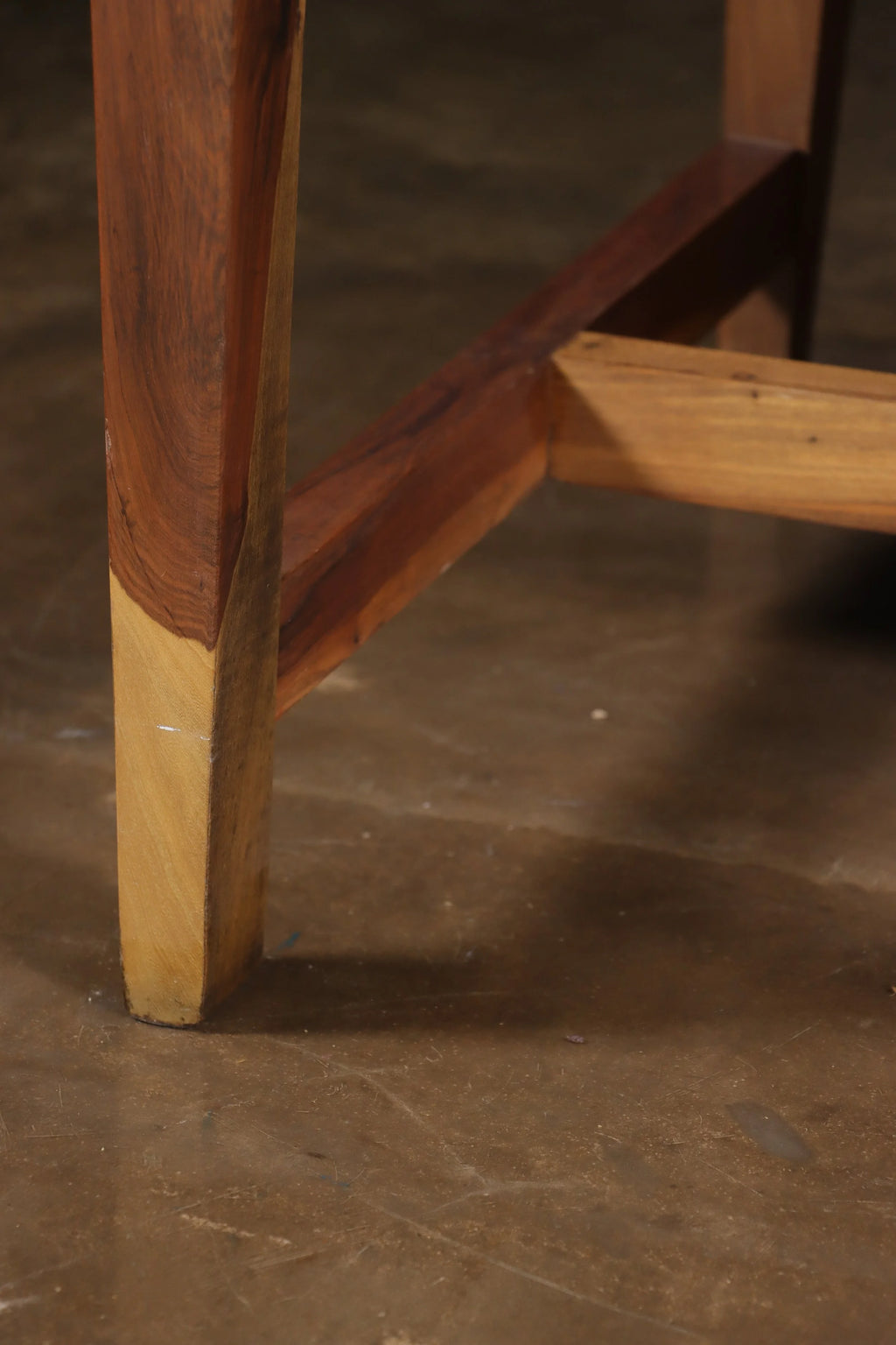 Nicostrato Bench