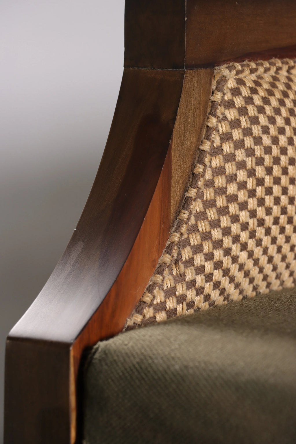 Nicostrato Bench