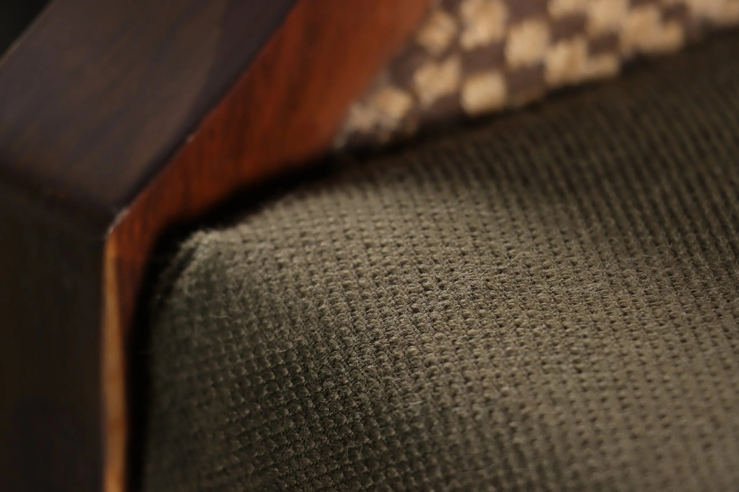 Nicostrato Bench