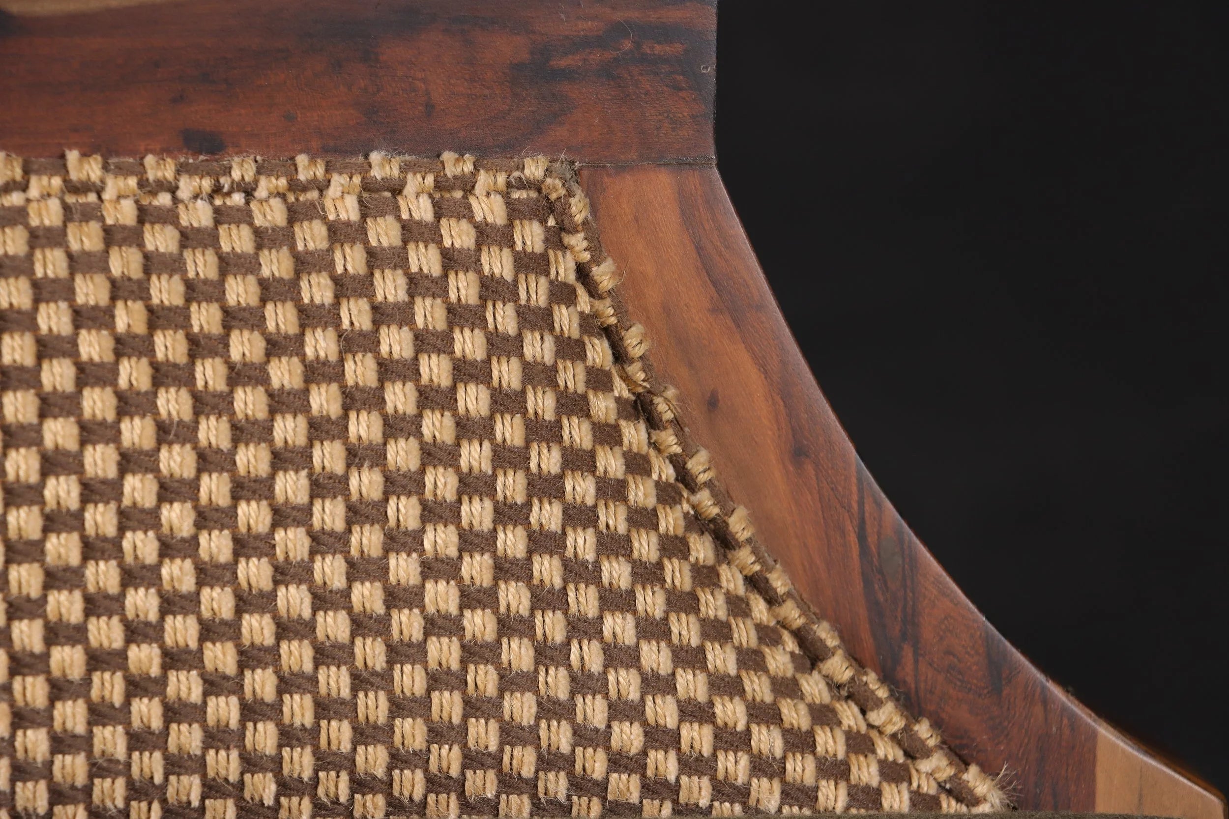 Nicostrato Bench