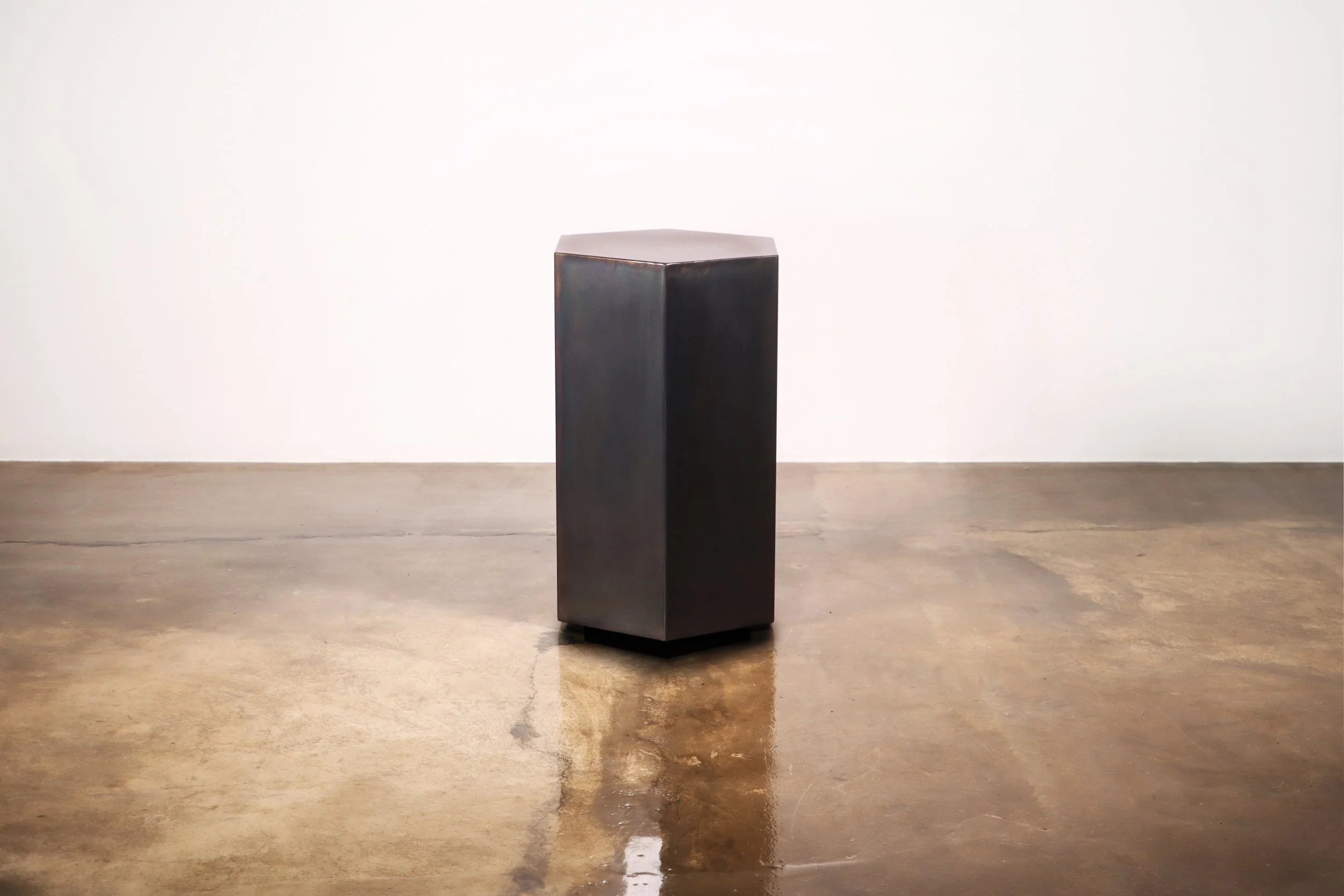 Ettore Hex - Burnished Steel