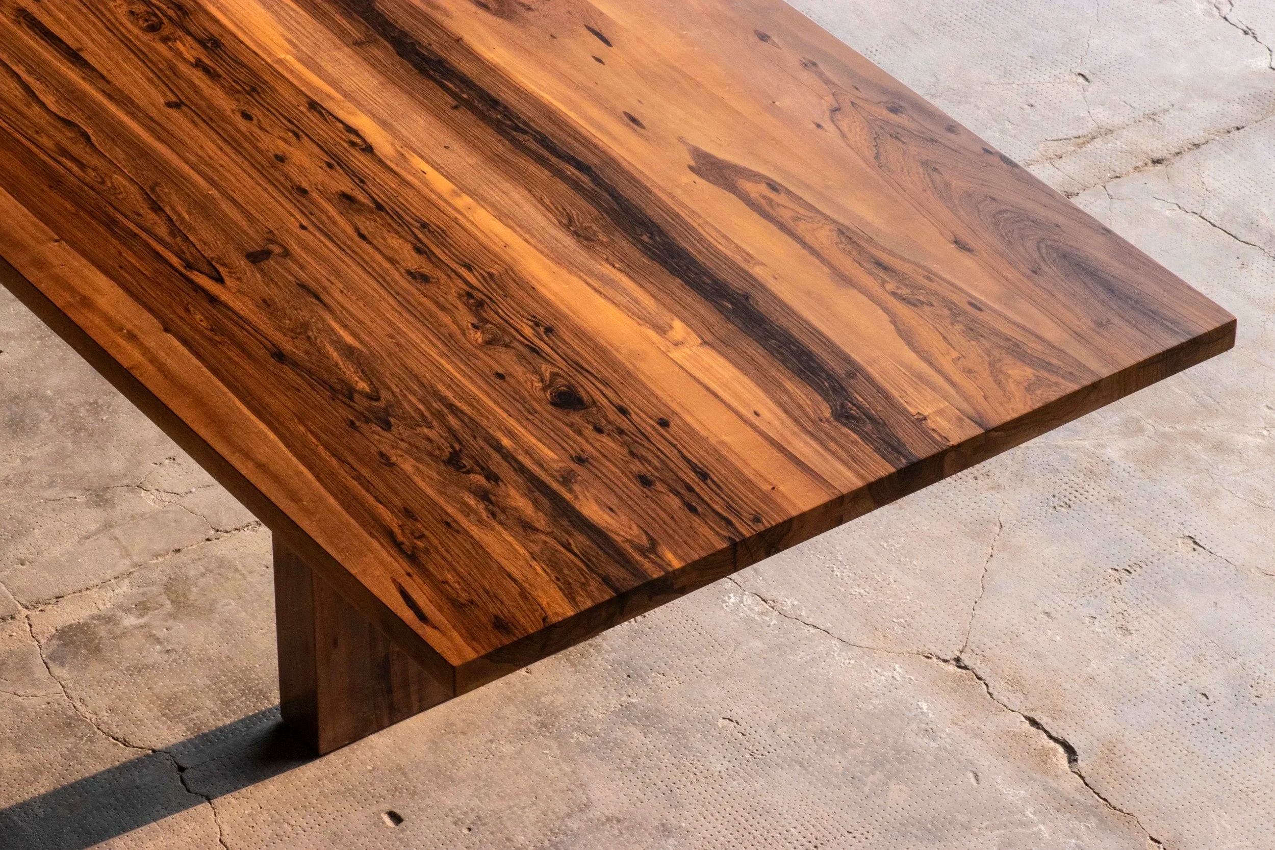 Andre Table