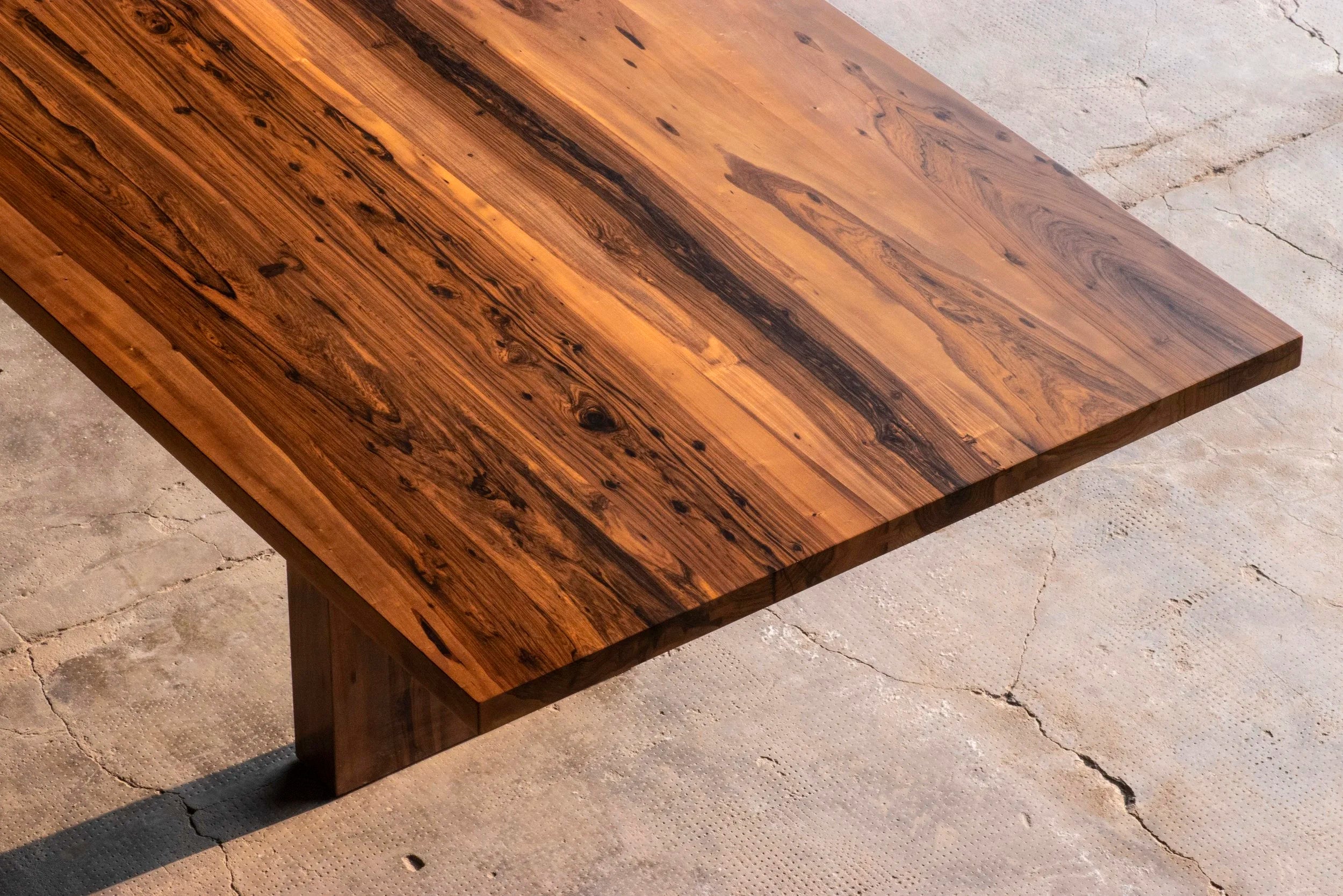 Andre Table