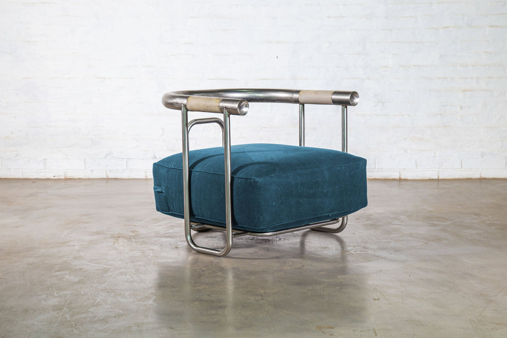 Baby Bull Lounge Chair