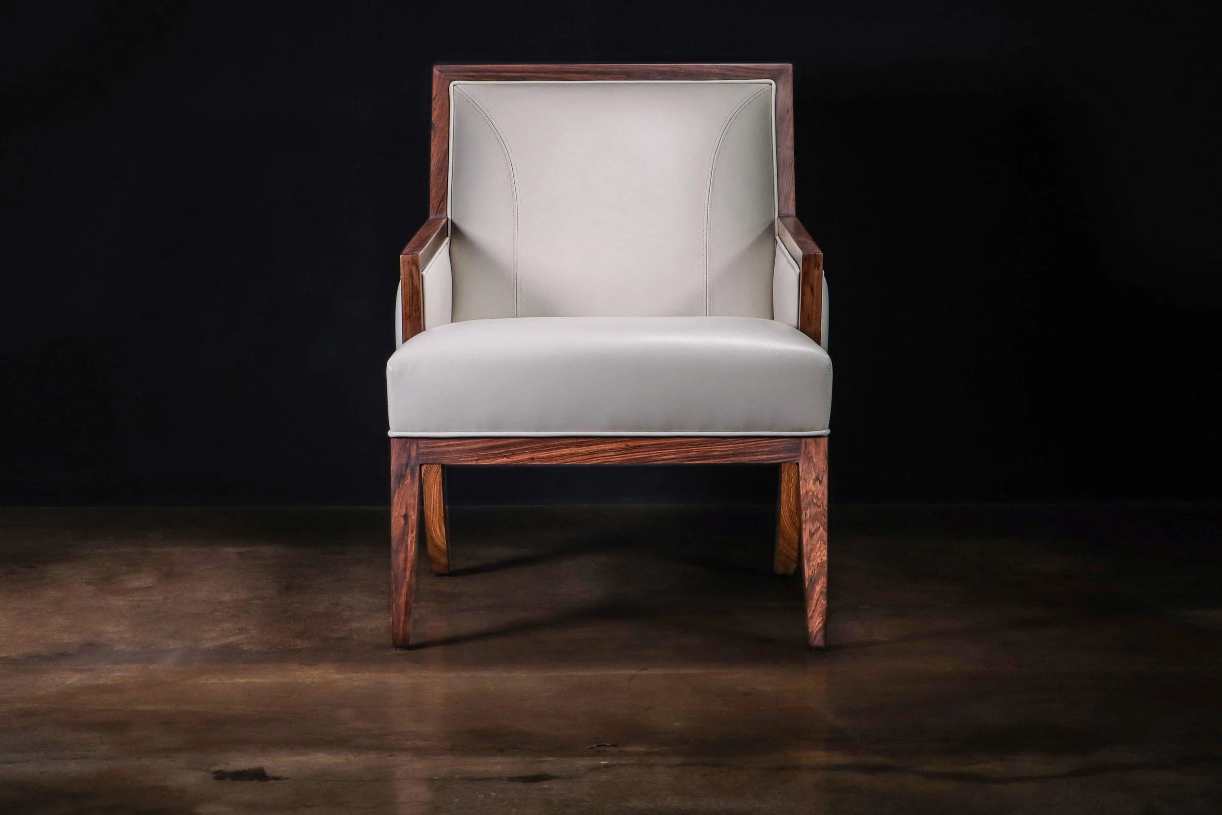 Belgrano Lounge Chair