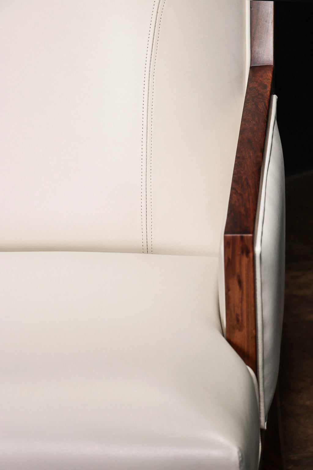 Belgrano Lounge Chair