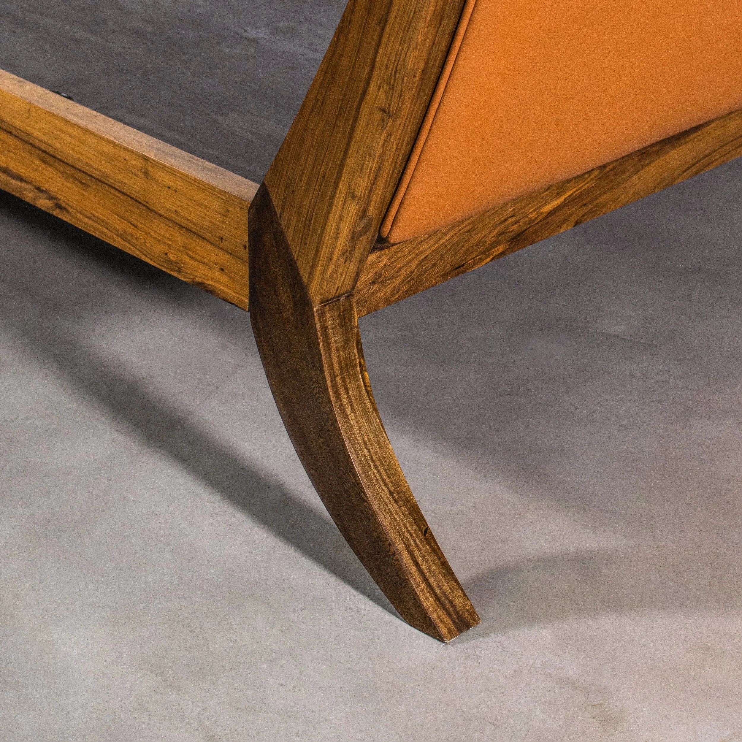 Belgrano Bed