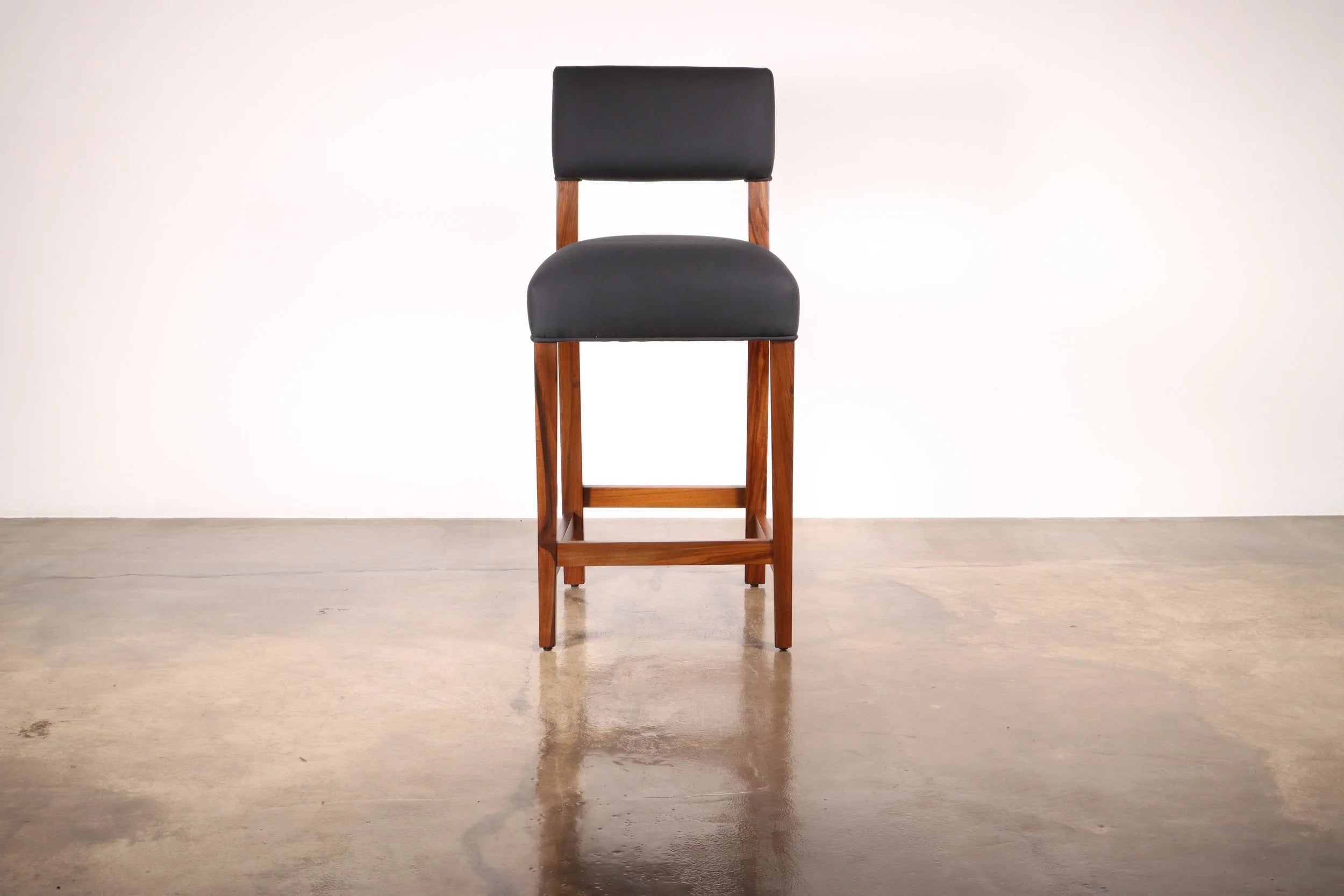 Bruno Stool