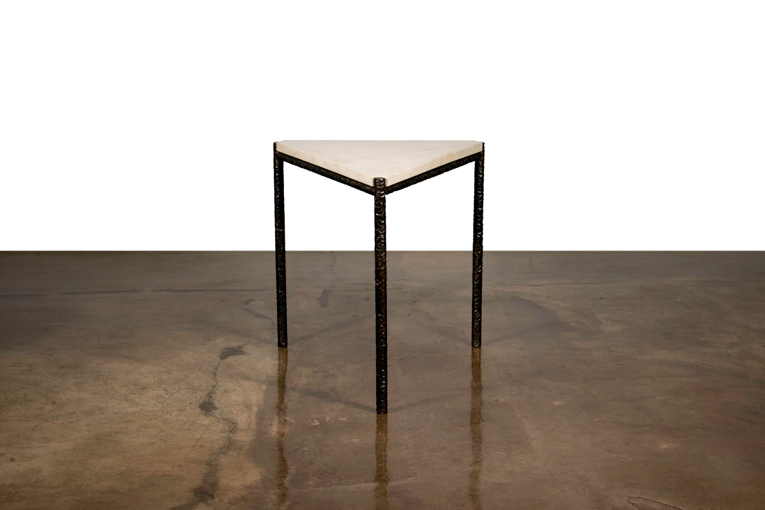 Cuspide Cocktail Table