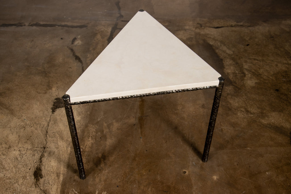 Cuspide Cocktail Table