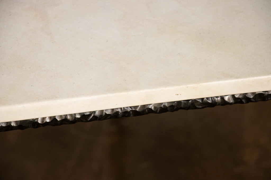 Cuspide Cocktail Table