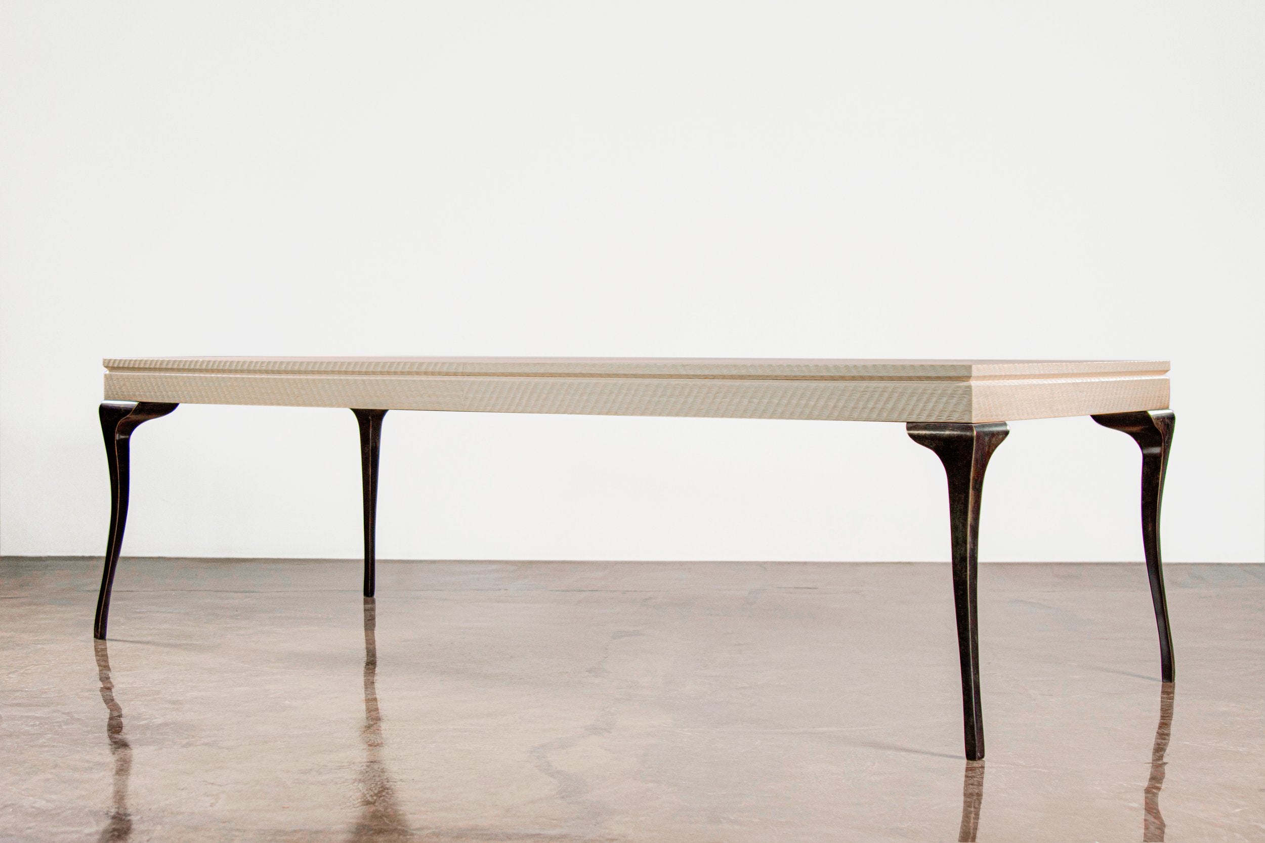 Enzio Coffee Table in Sycamore