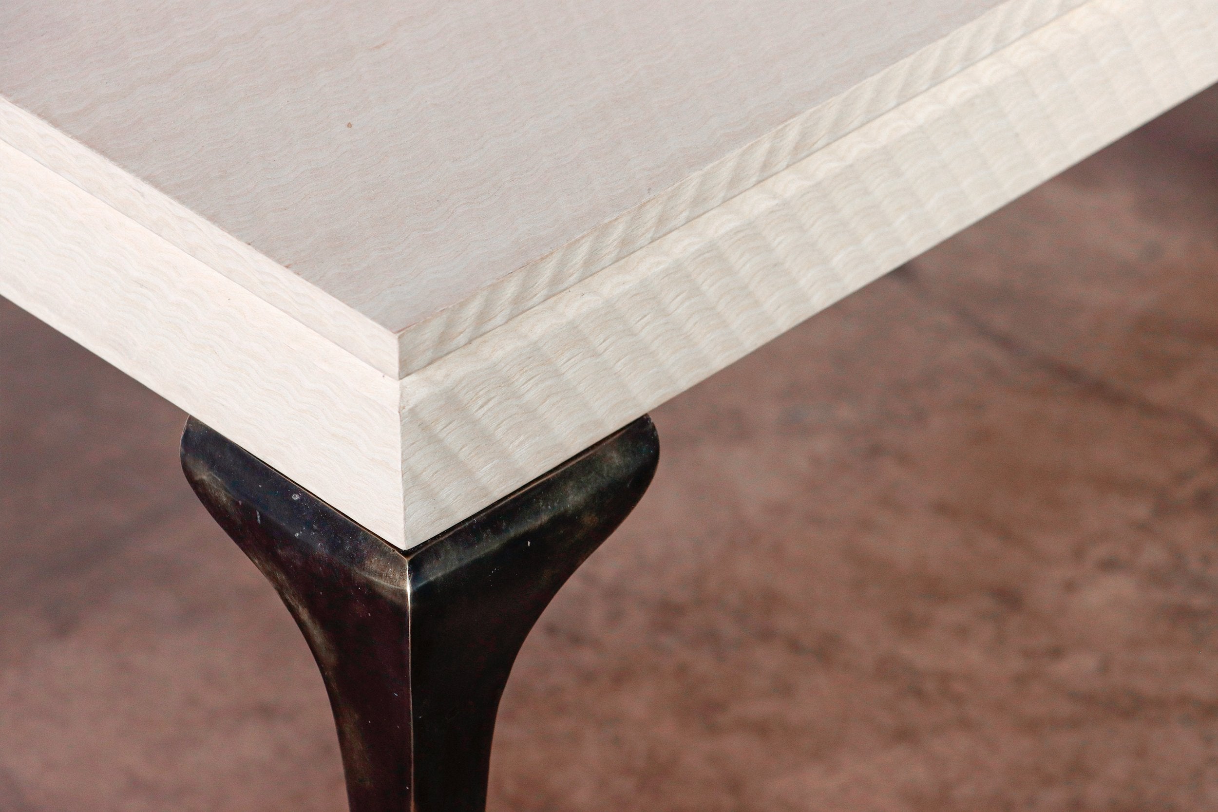 Enzio Coffee Table in Sycamore