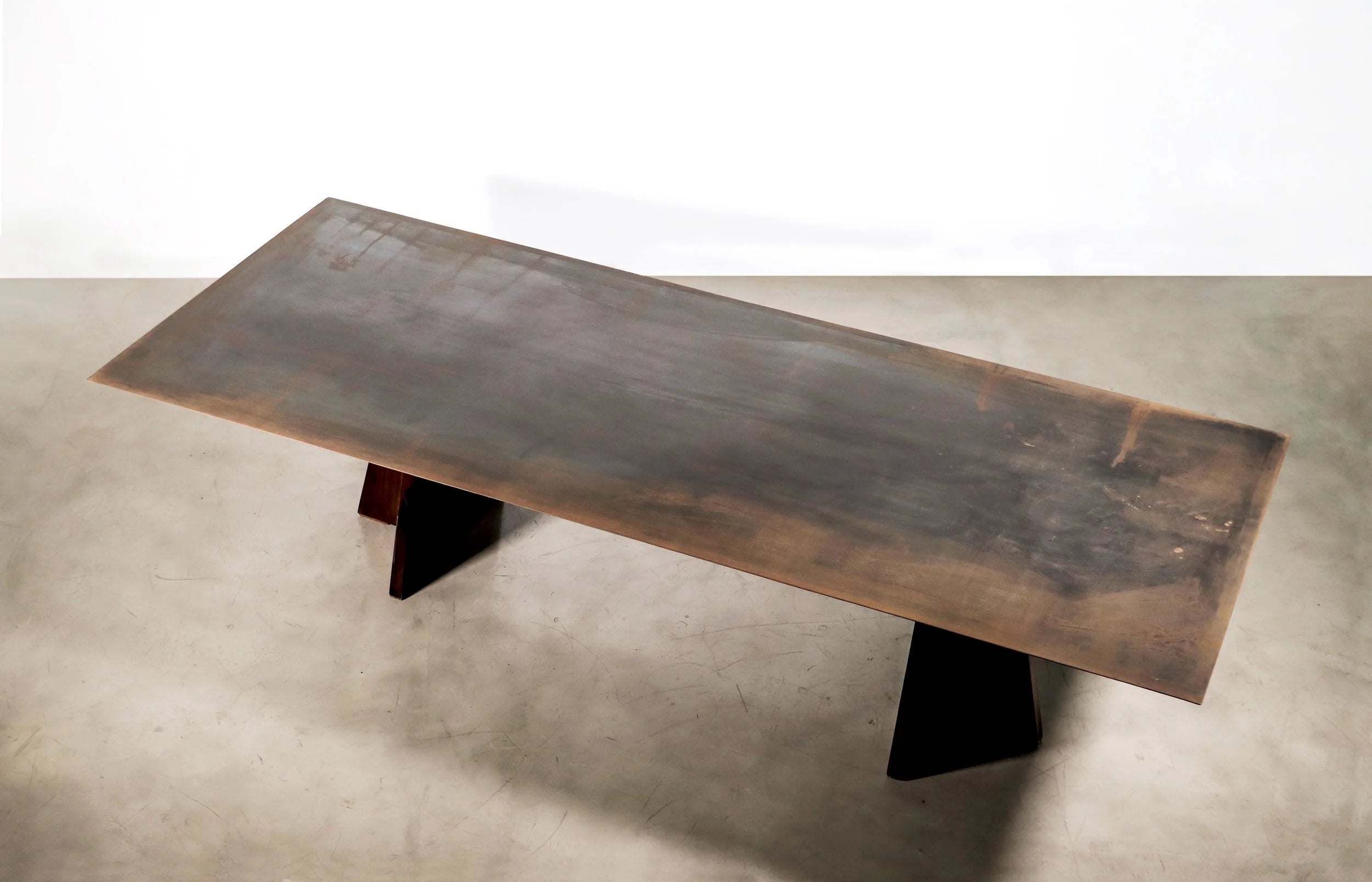 Fierro Table