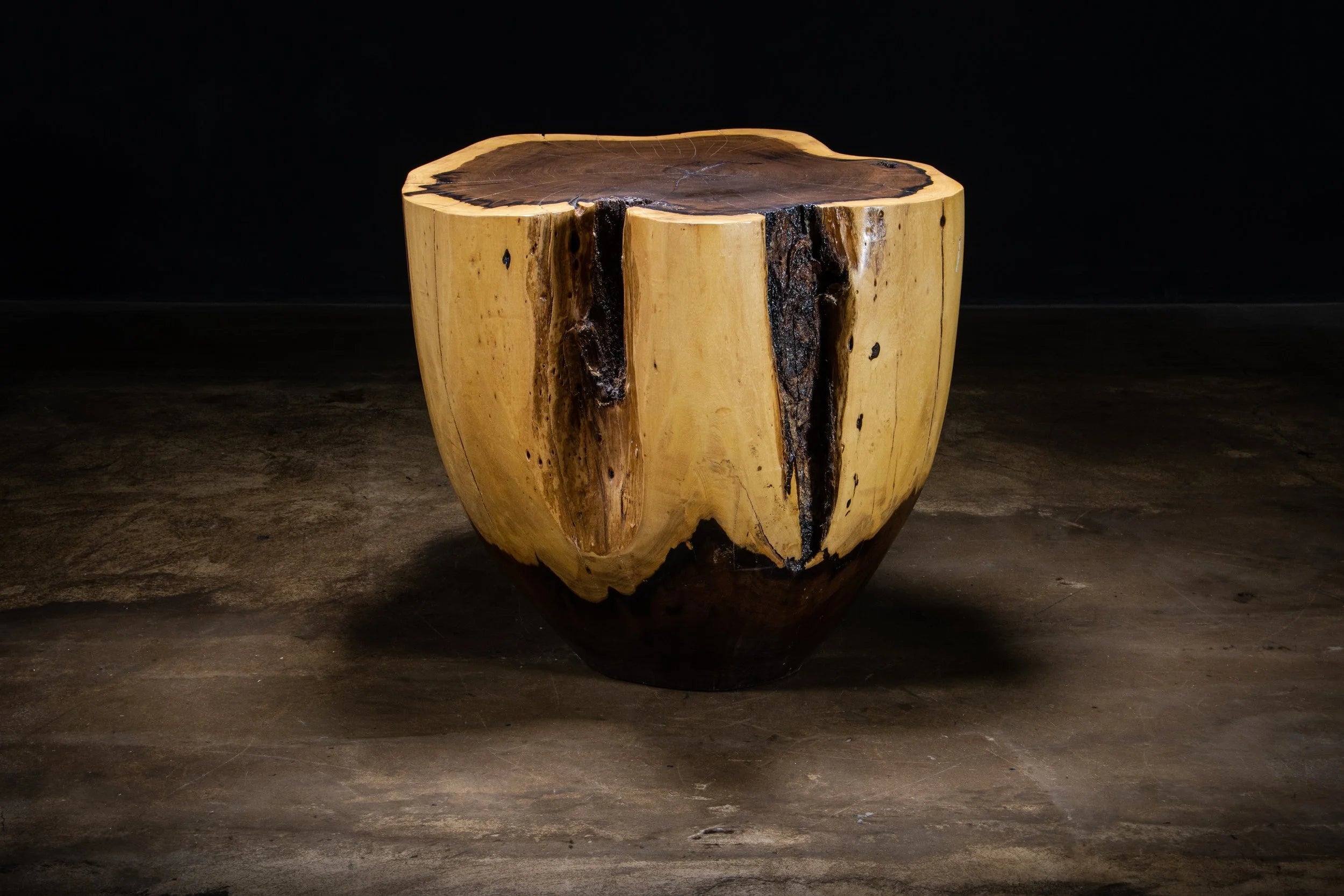 Francisco Table ƒ39