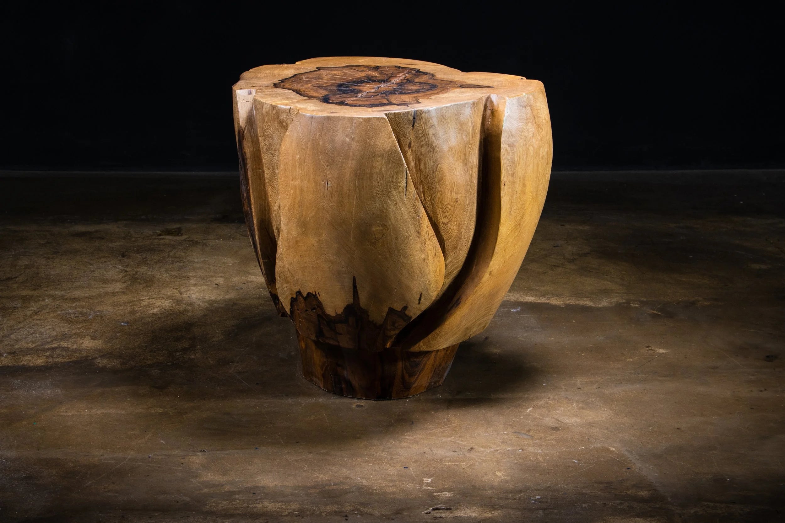Francisco Table ƒ40