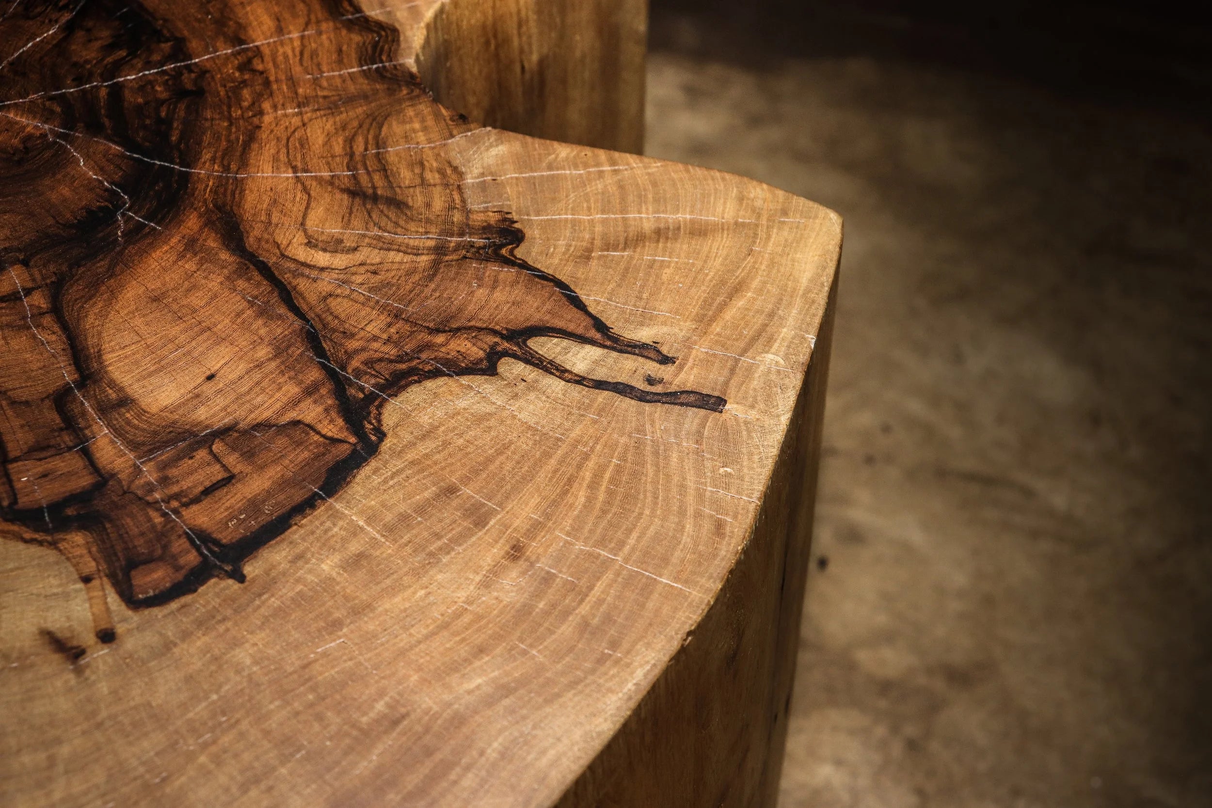 Francisco Table ƒ43