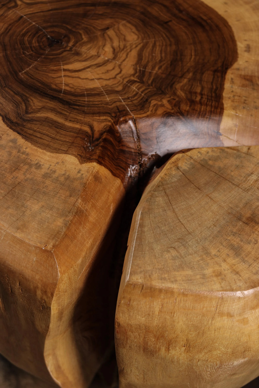 Francisco Table ƒ44
