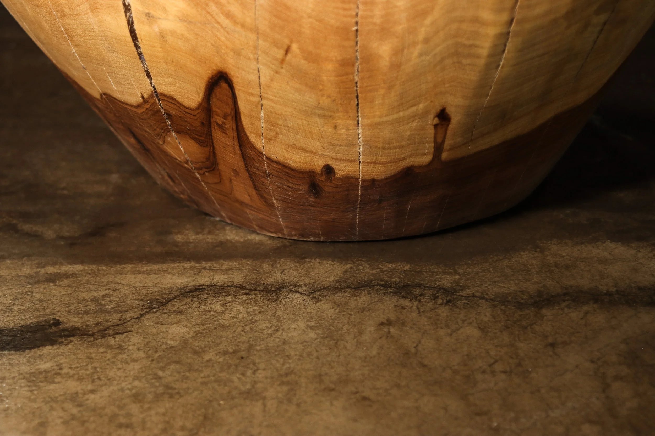 Francisco Table ƒ47