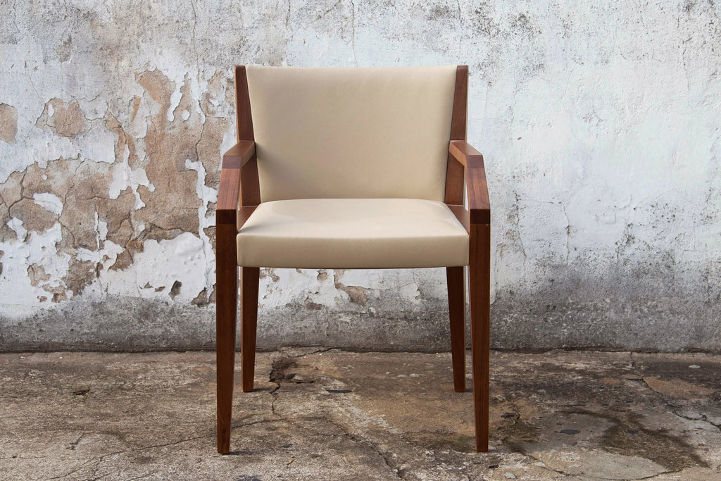 Giovanni Armchair