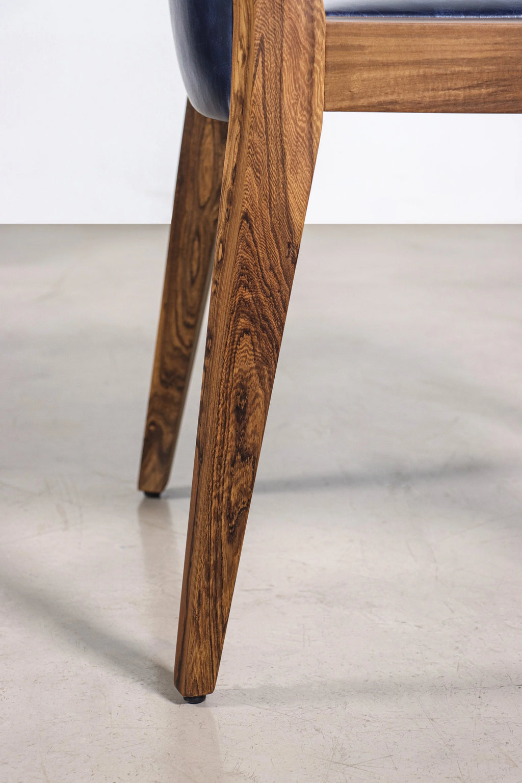 Giovanni Chair