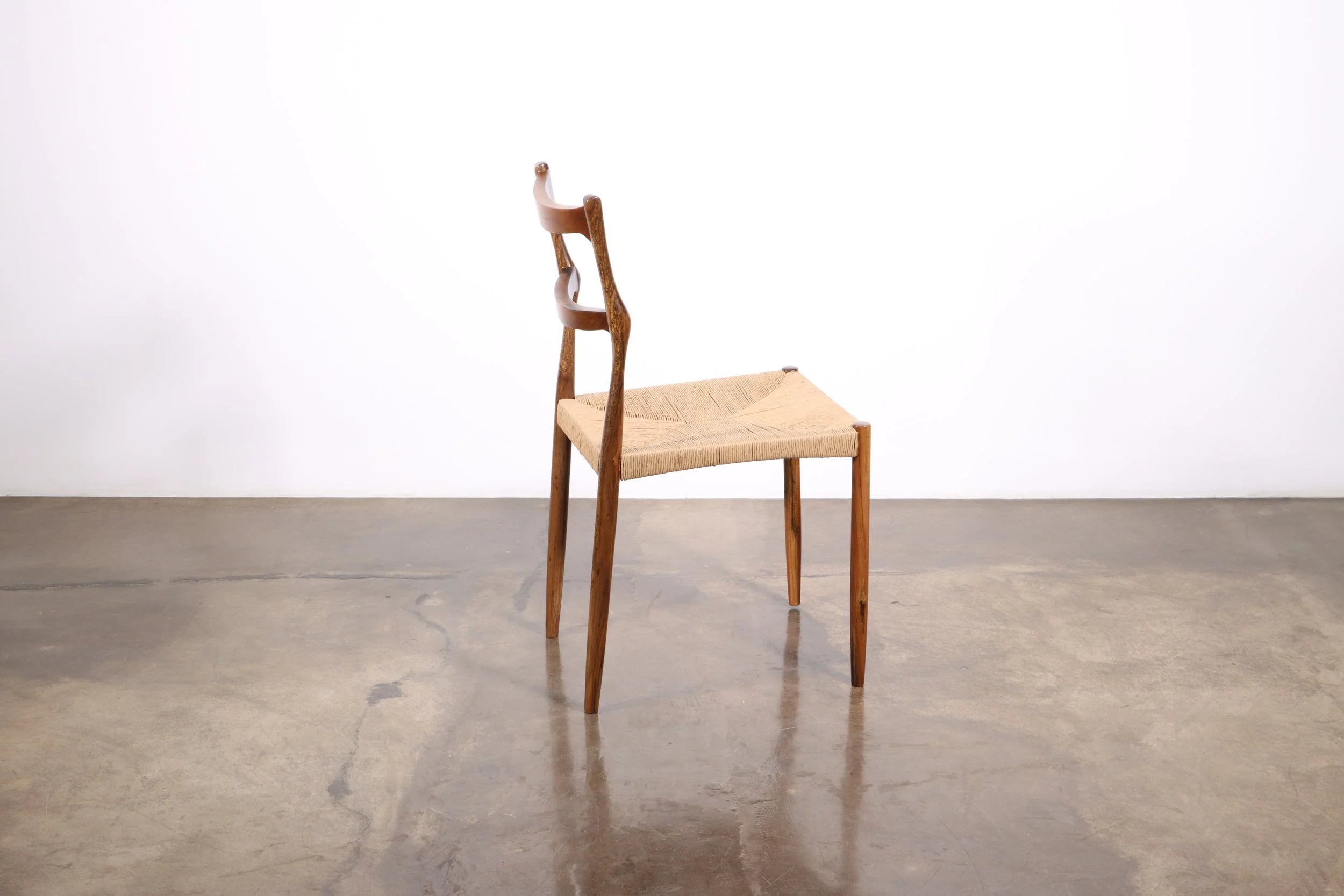 Liviana Chair