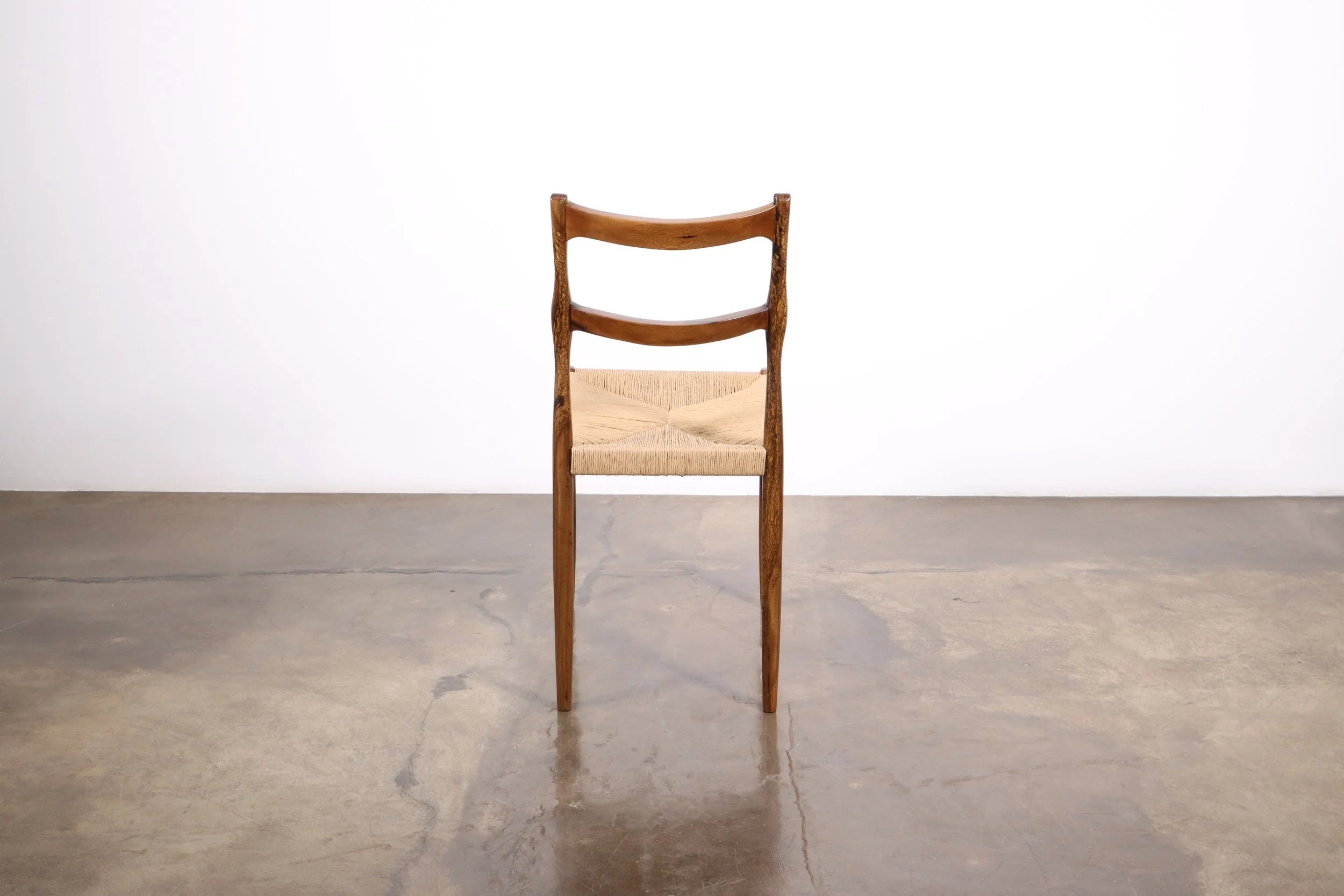 Liviana Chair