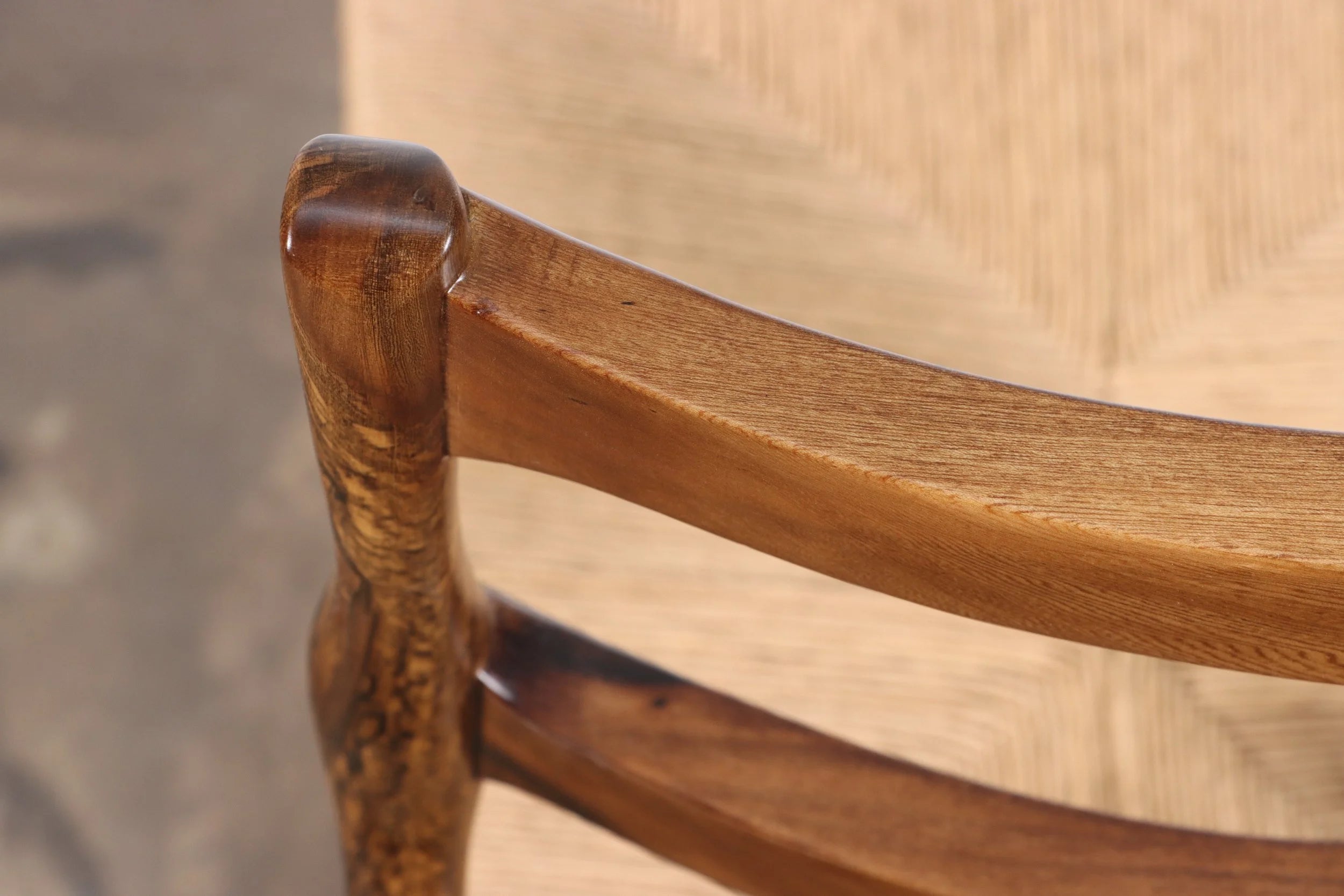 Liviana Chair
