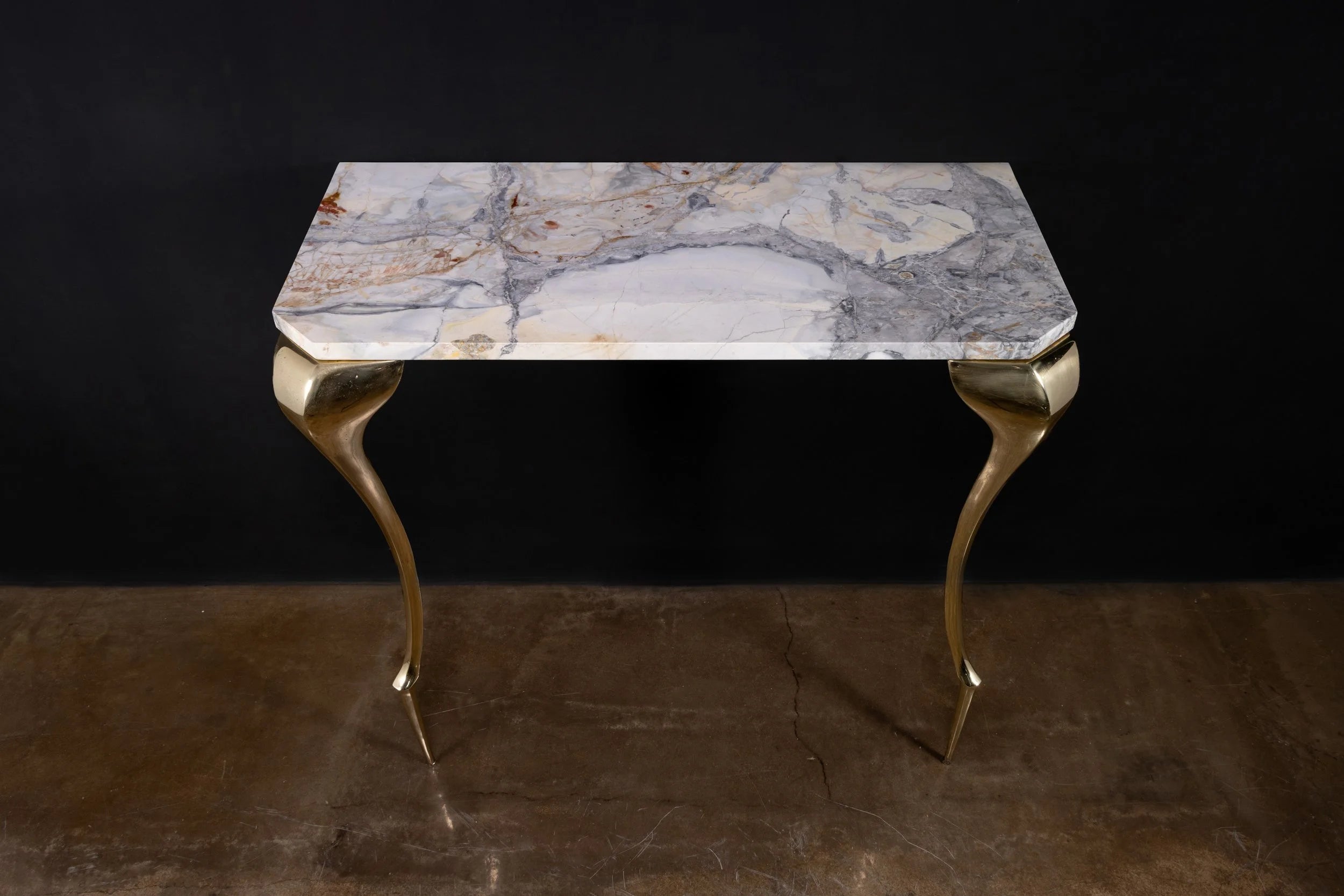 Lychorinda Console Table