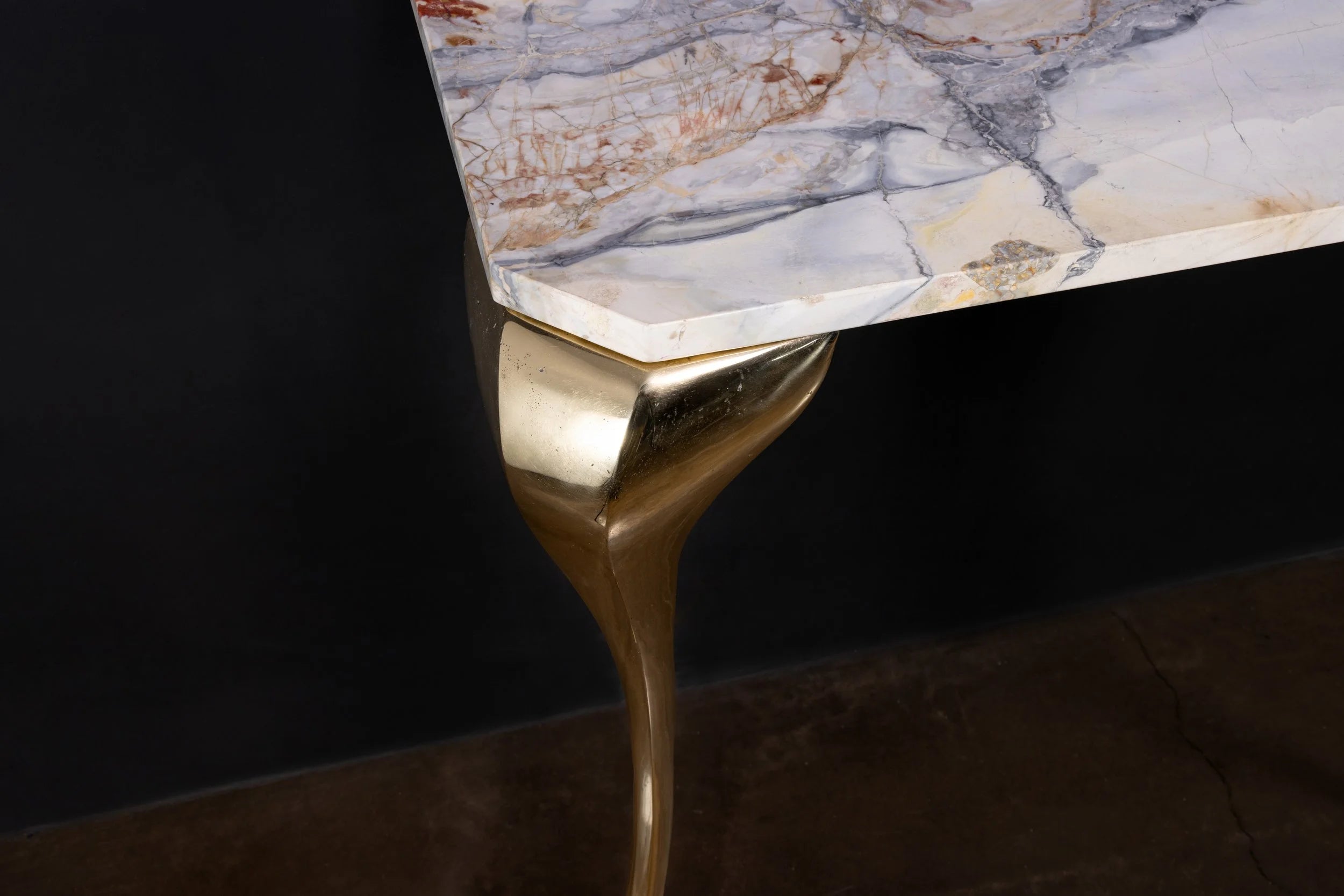 Lychorinda Console Table