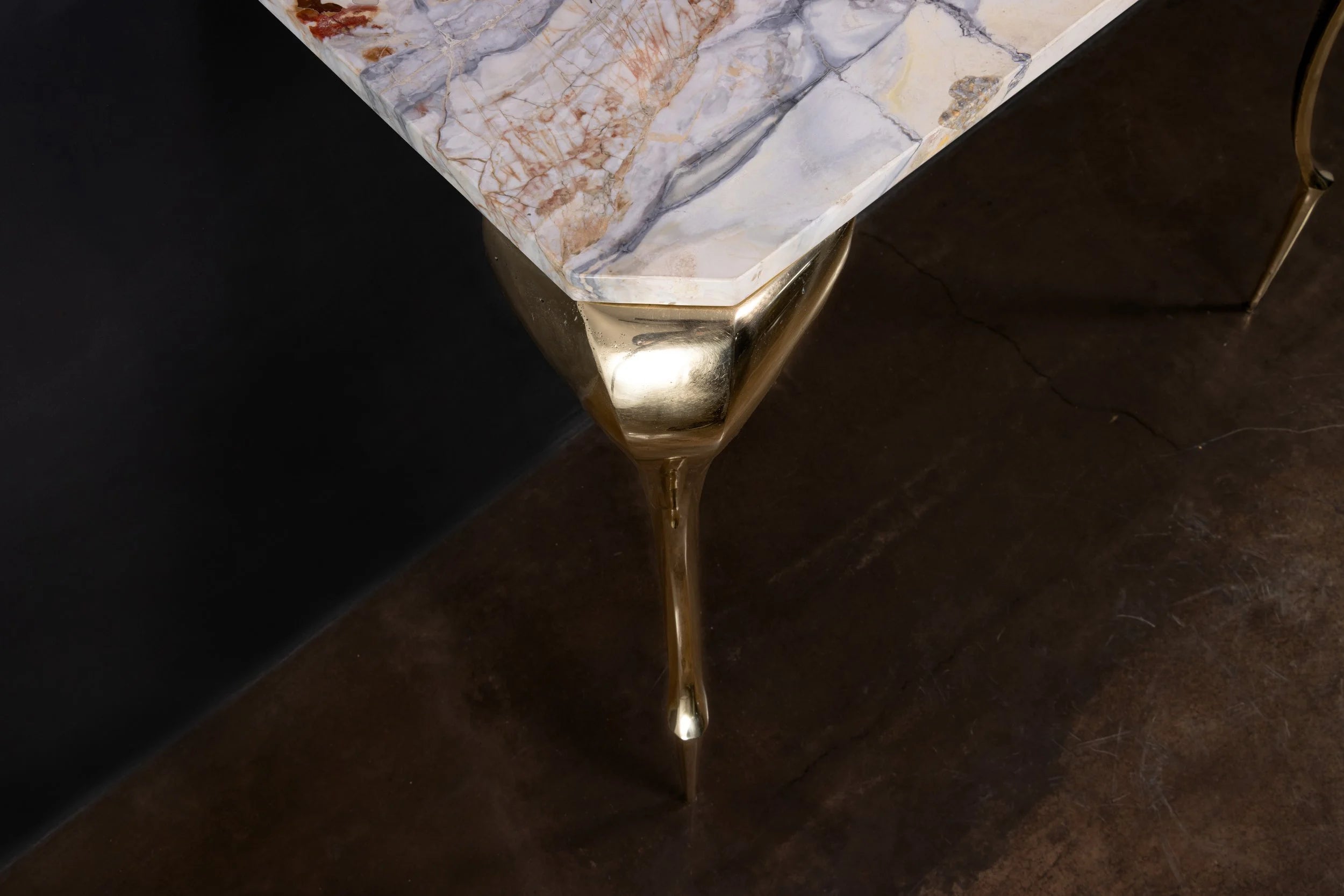 Lychorinda Console Table