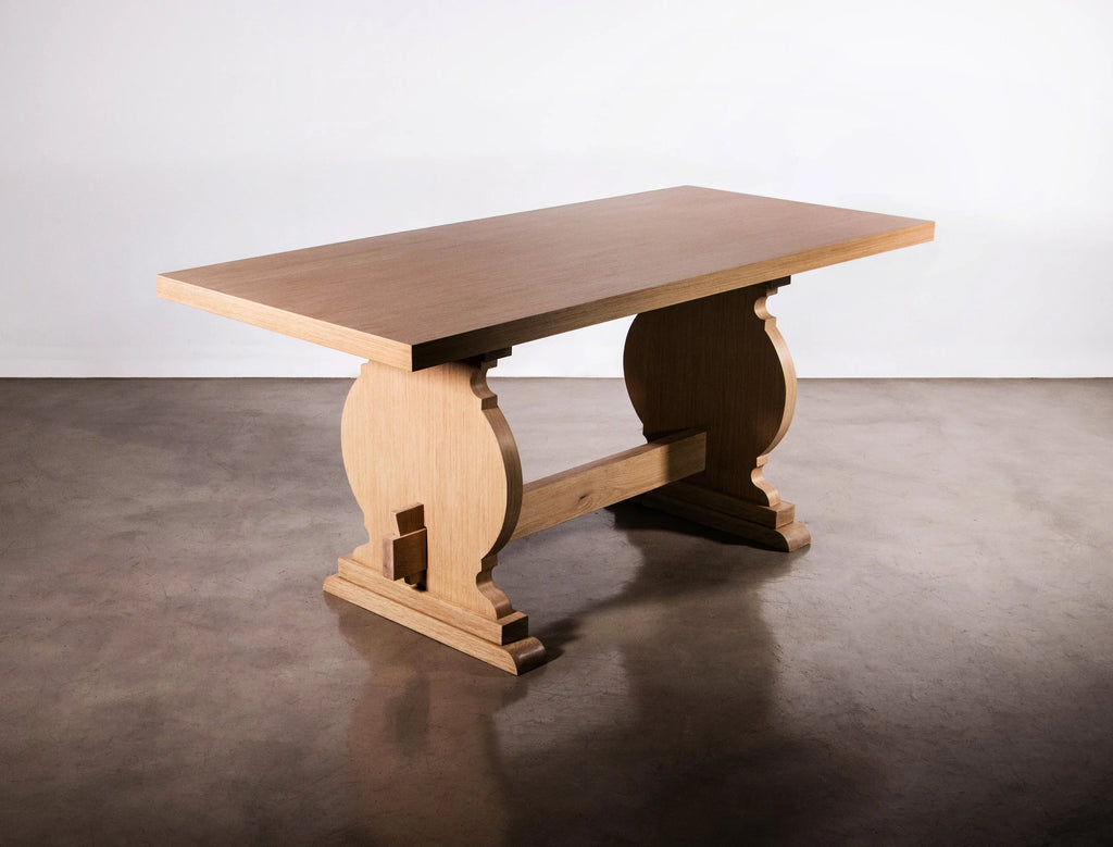 Manolo Table