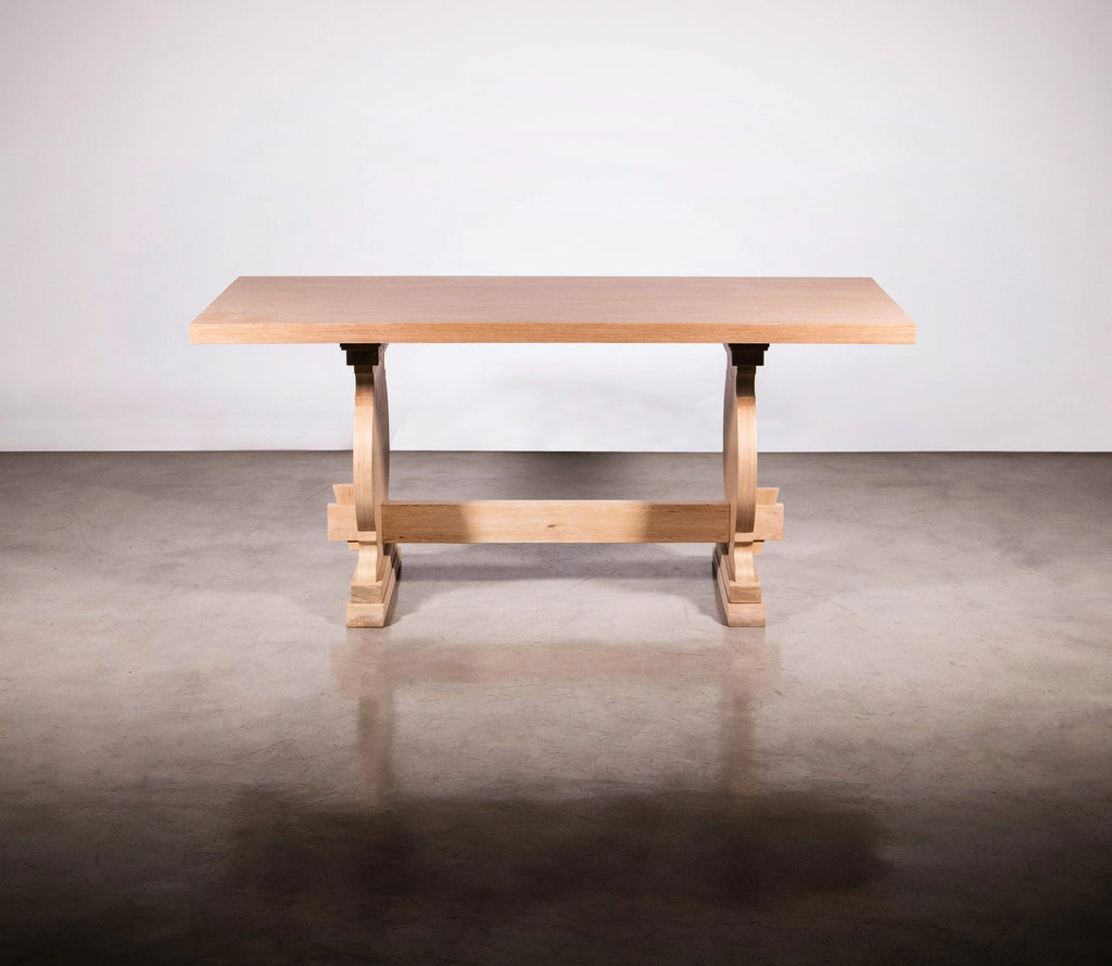 Manolo Table