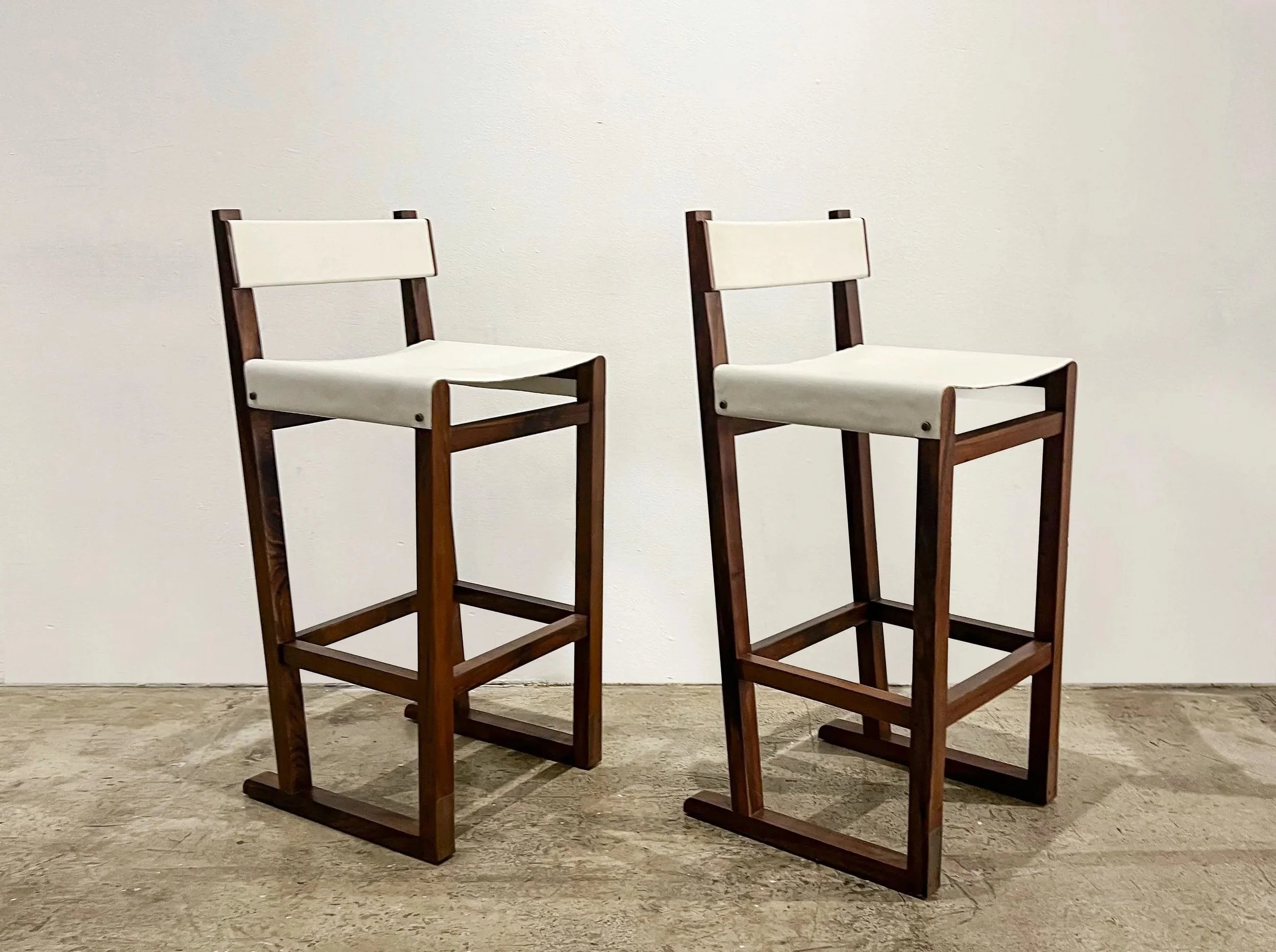 Set of 2 Piero Bar Stools in White Leather