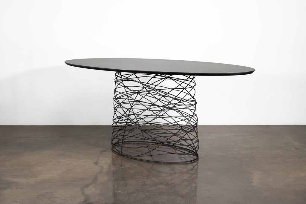 Richiamo Oval Table