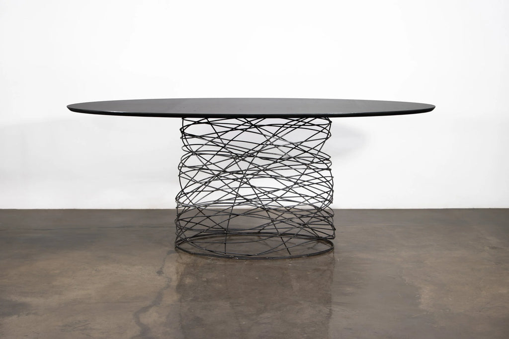 Richiamo Oval Table