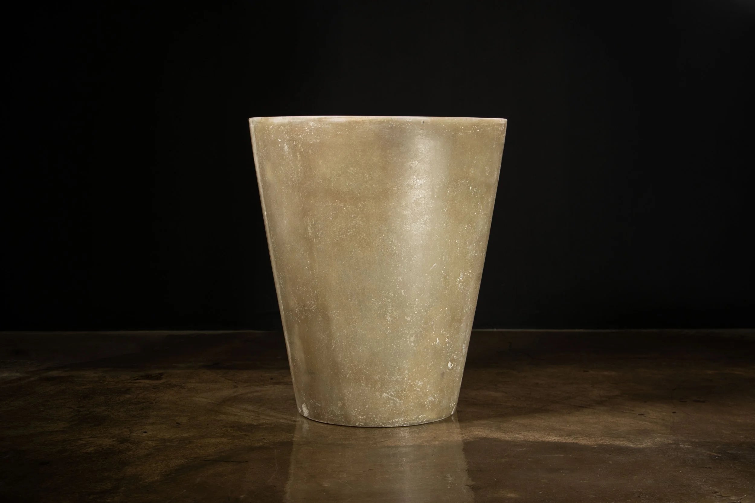 Tromonto Crudo Side Table