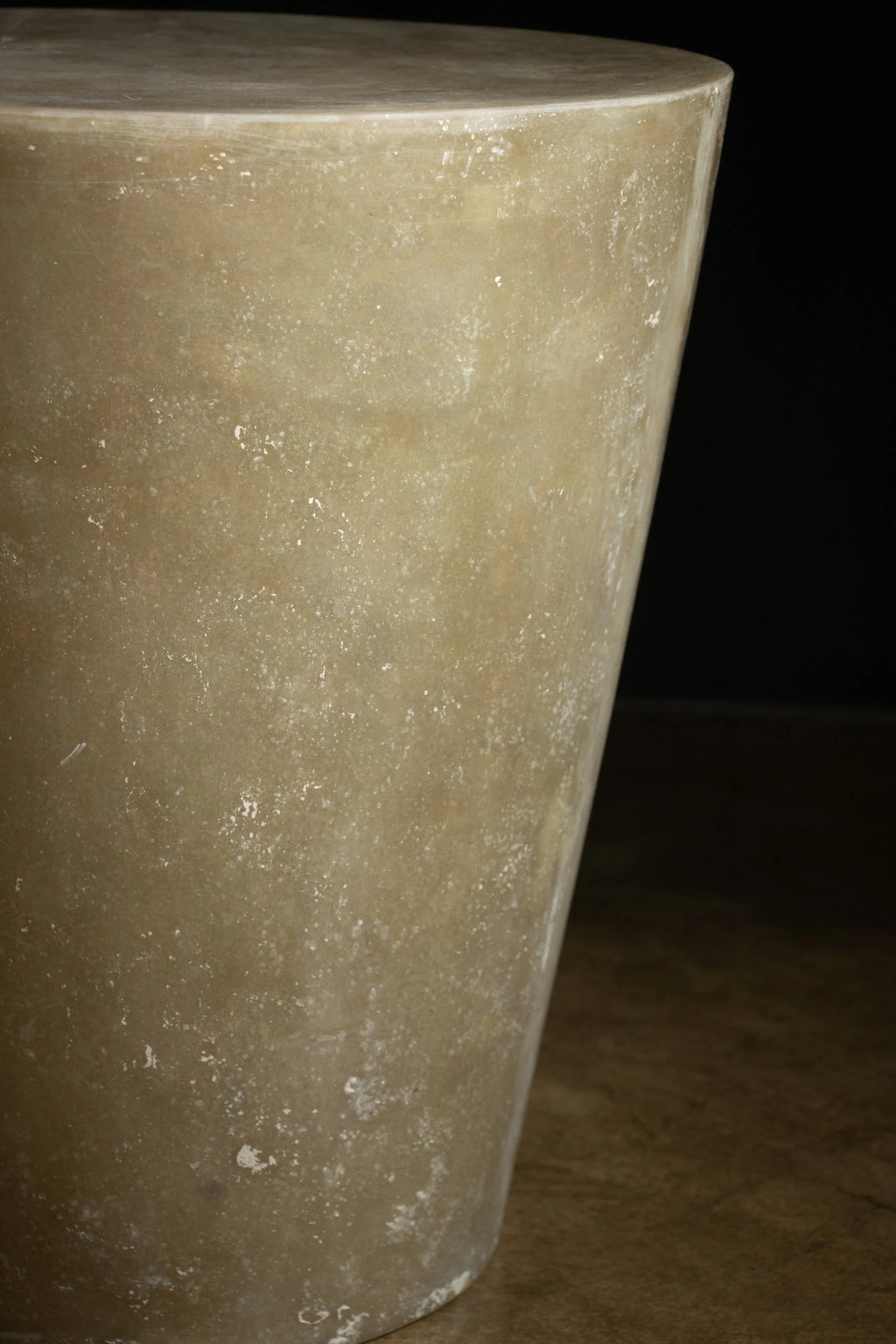 Tromonto Crudo Side Table