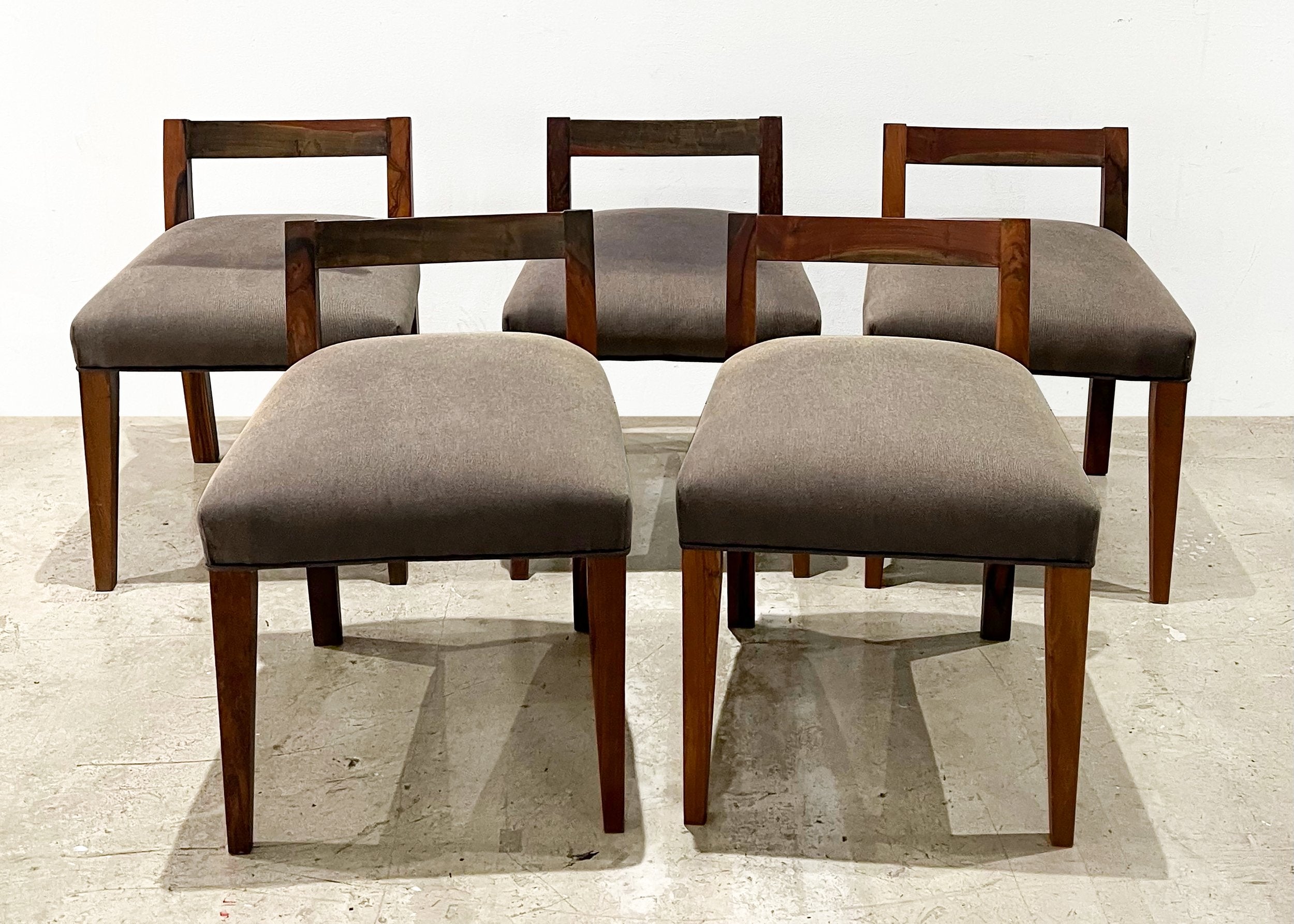 Set of 5 Umberto Chairs in Gray Fabric