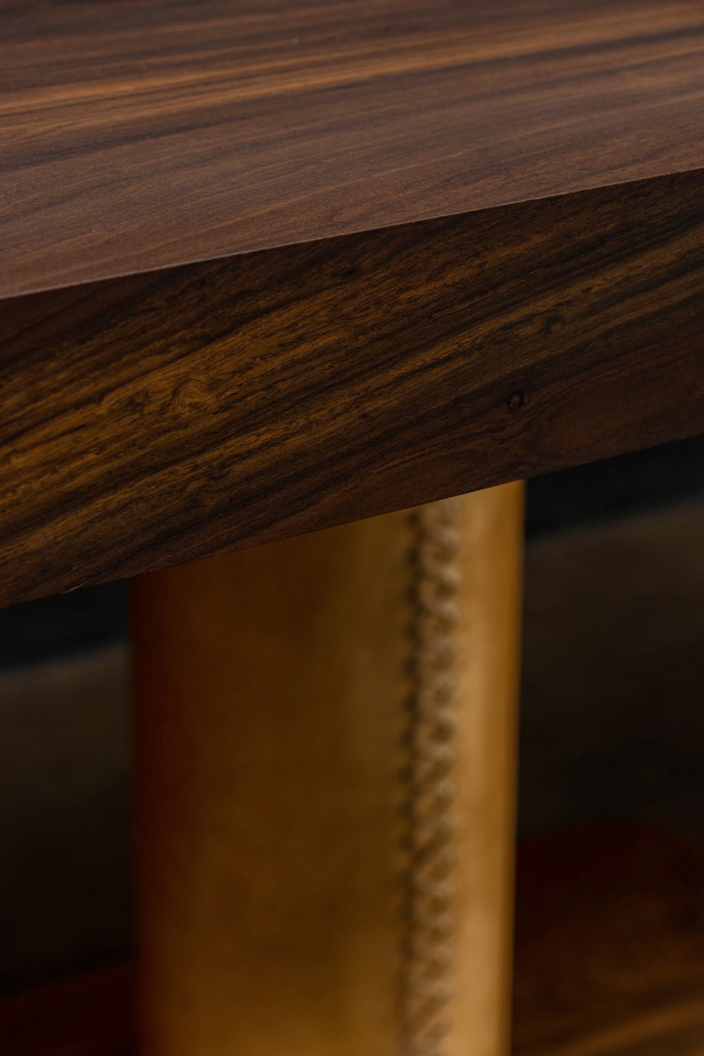 Vincenzo Table