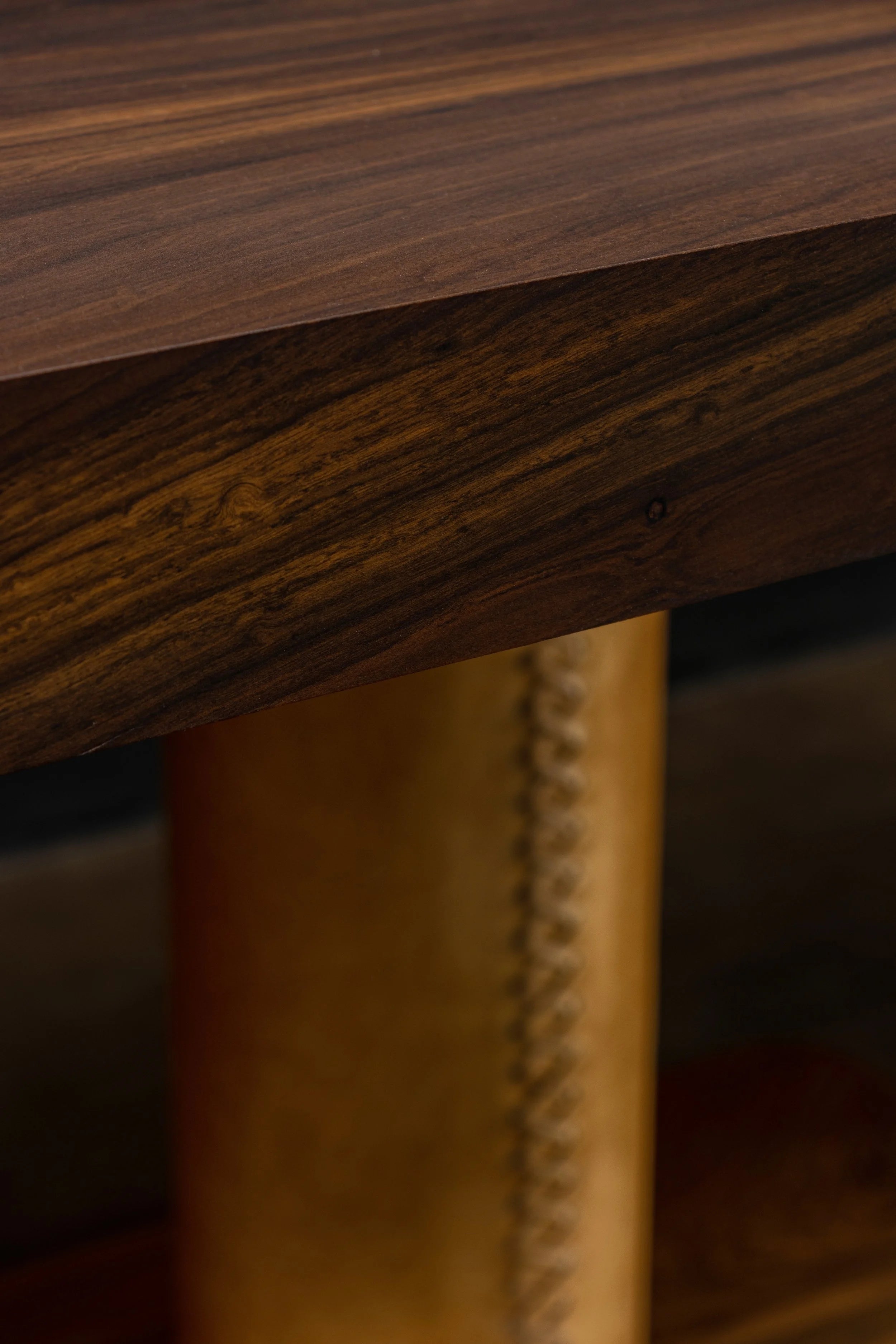 Vincenzo Table
