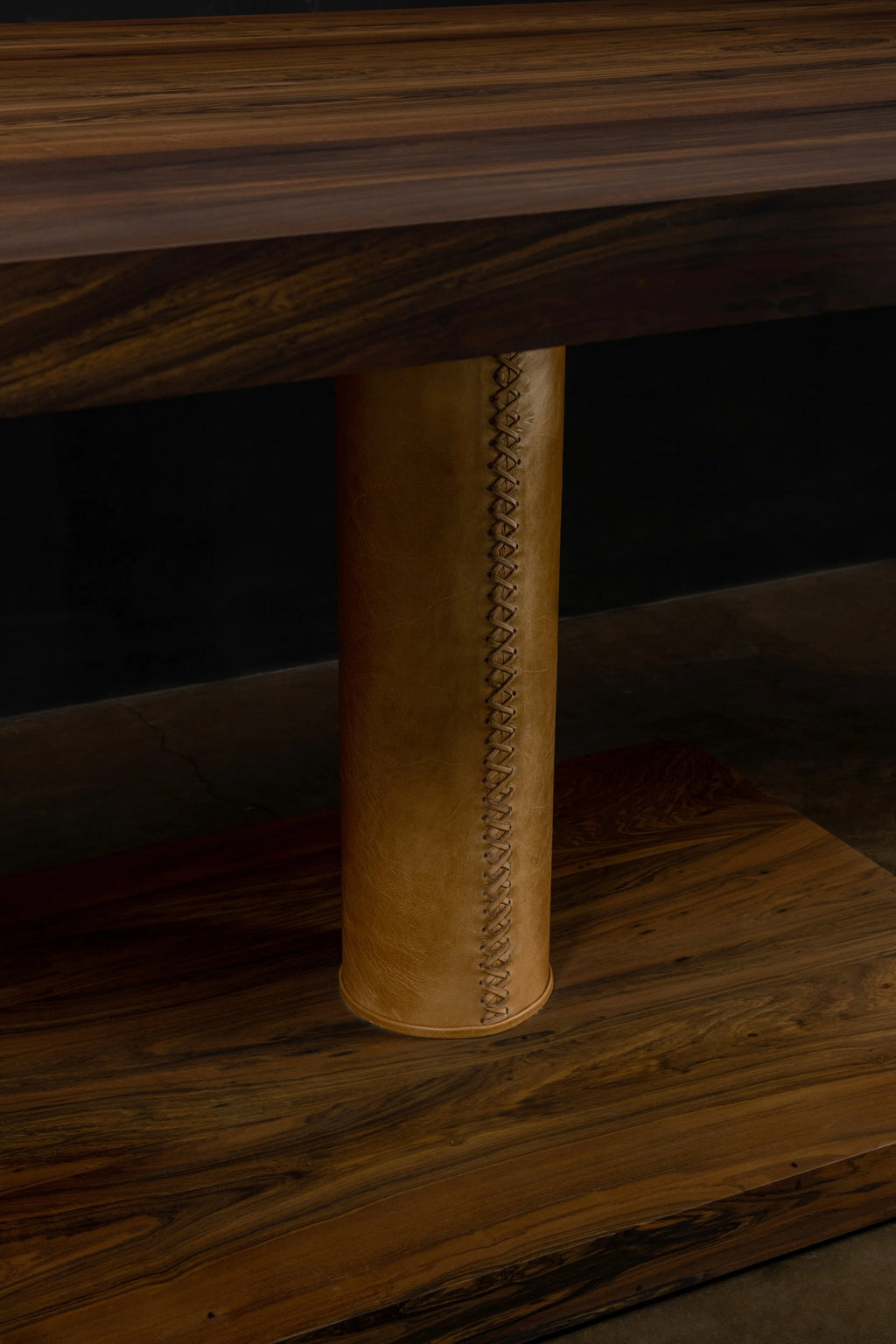 Vincenzo Table