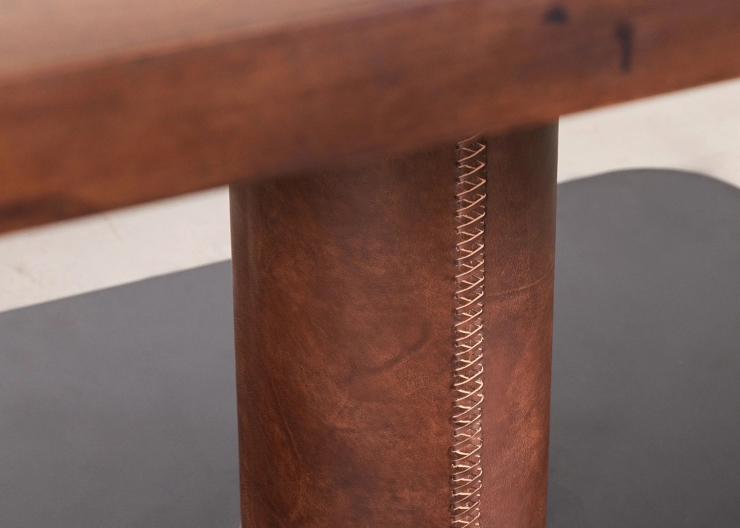 Vincenzo Table