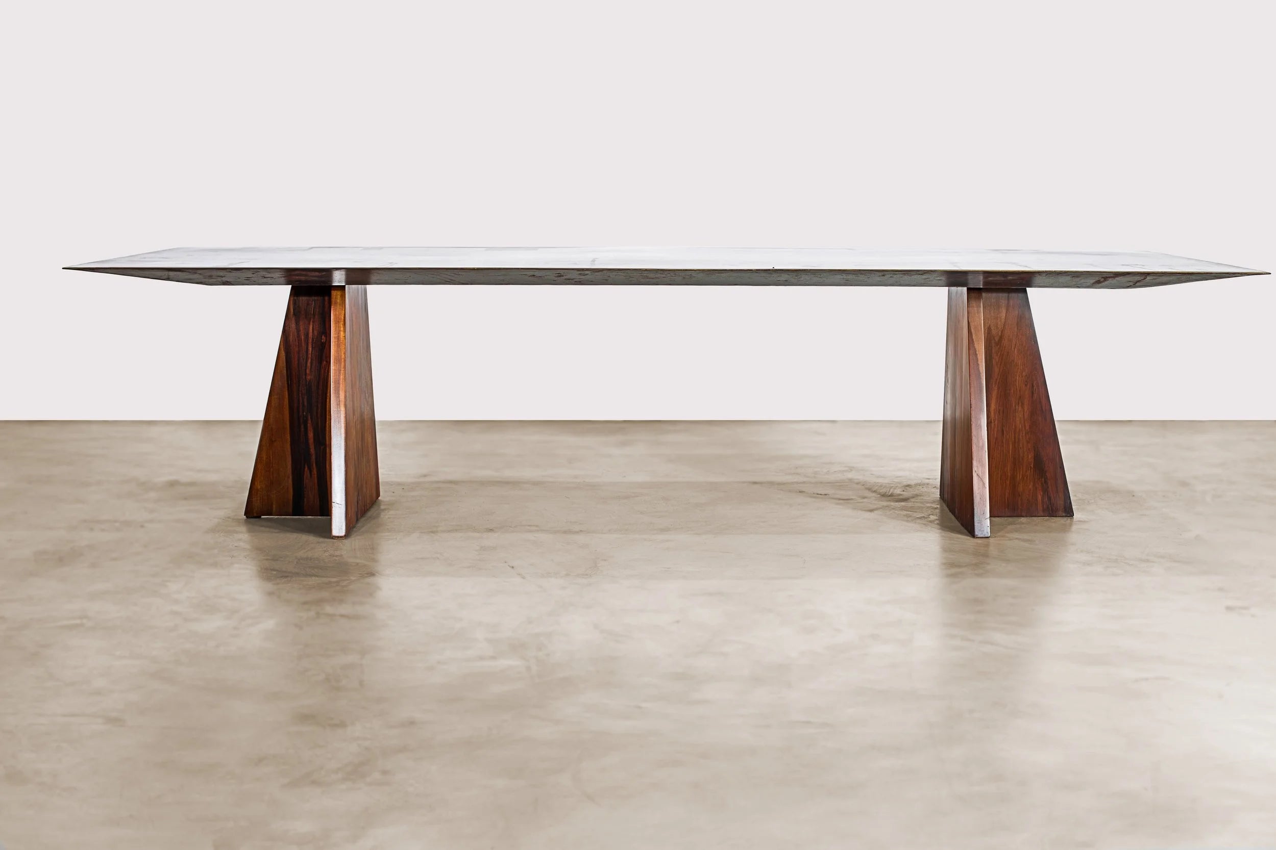 Fierro Table