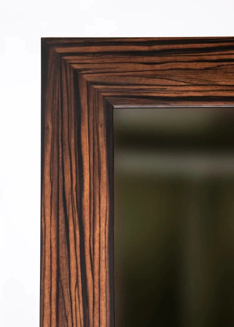 Desdemona Mirror